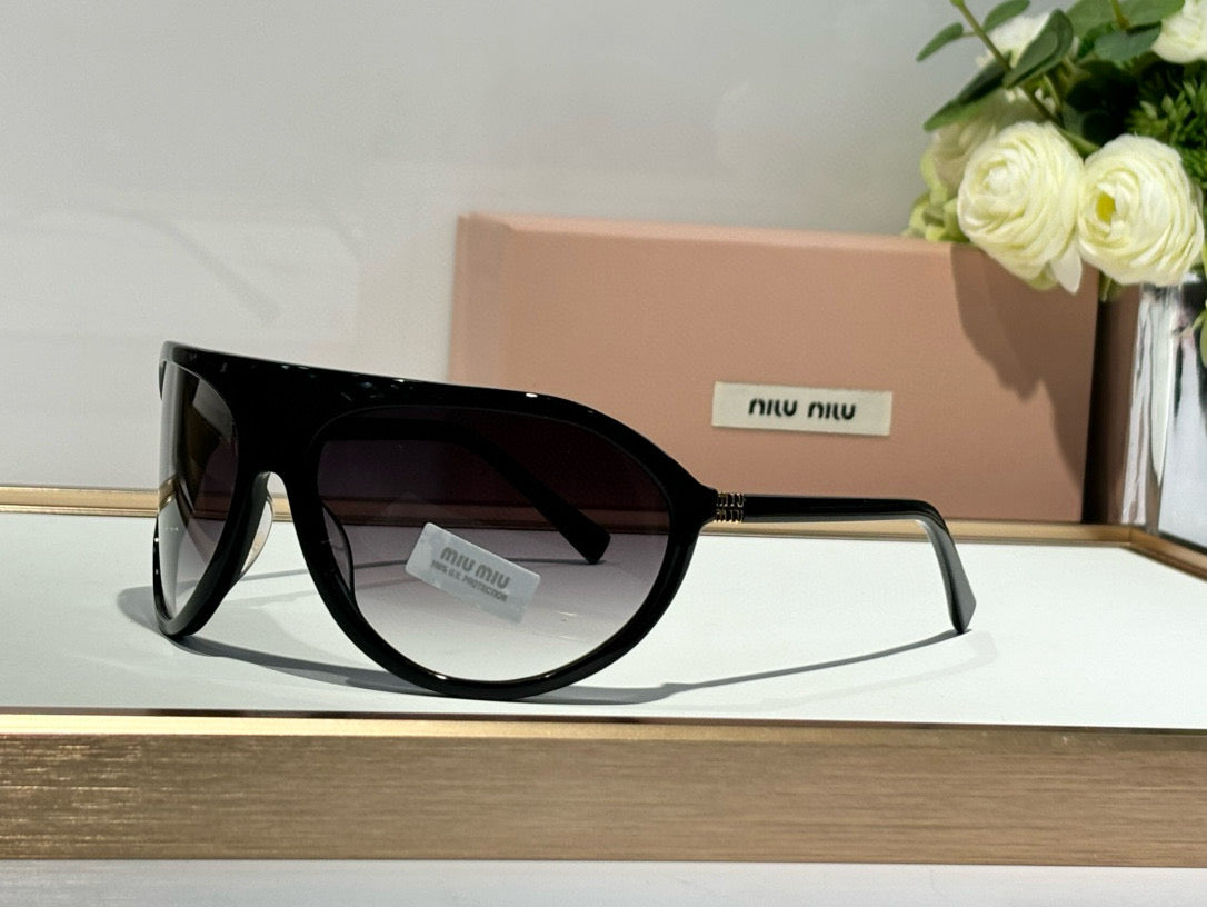 MIU M SUNGLASSES