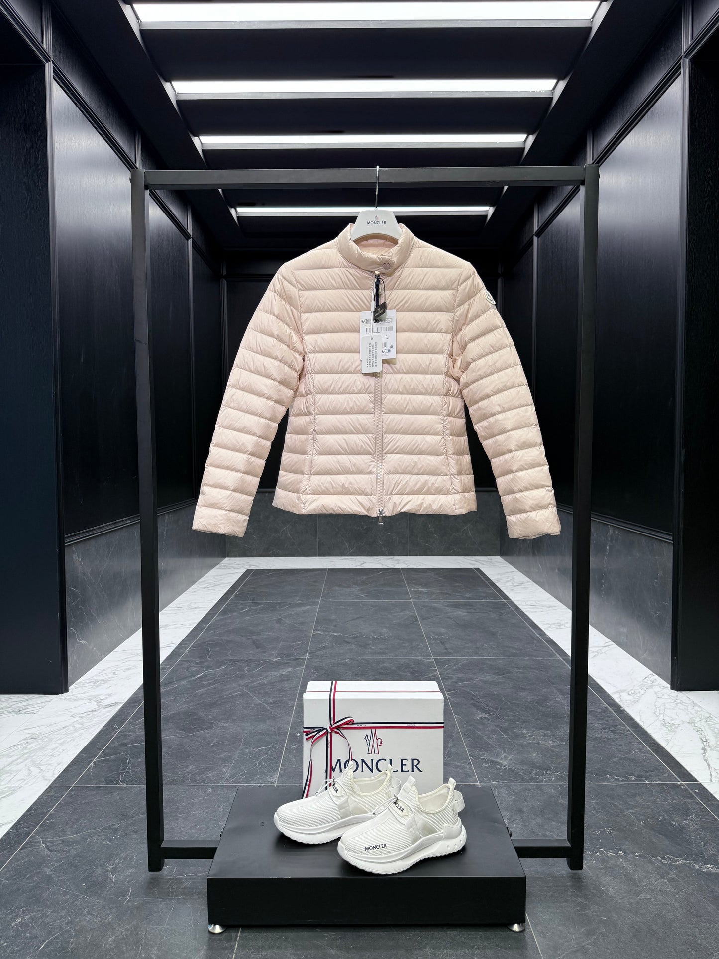 MONC IGELLE JACKET