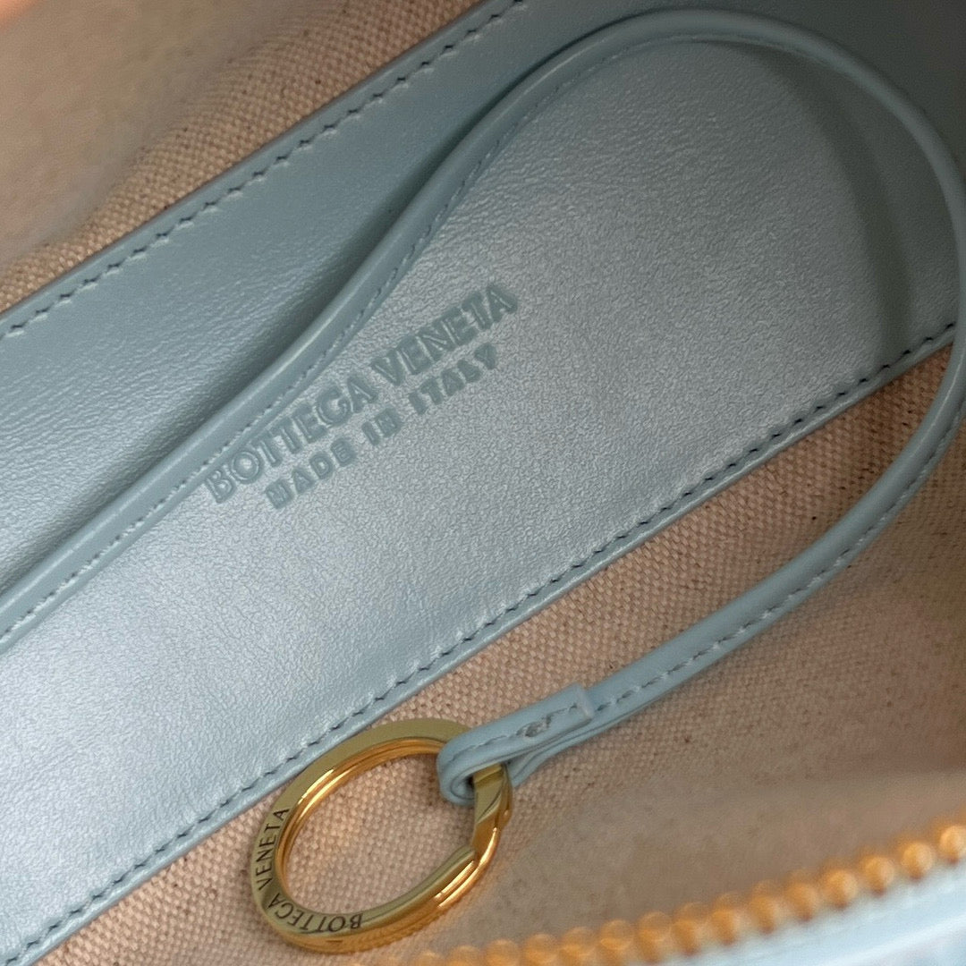 BOTT TOP HANDLE LOOP BAG