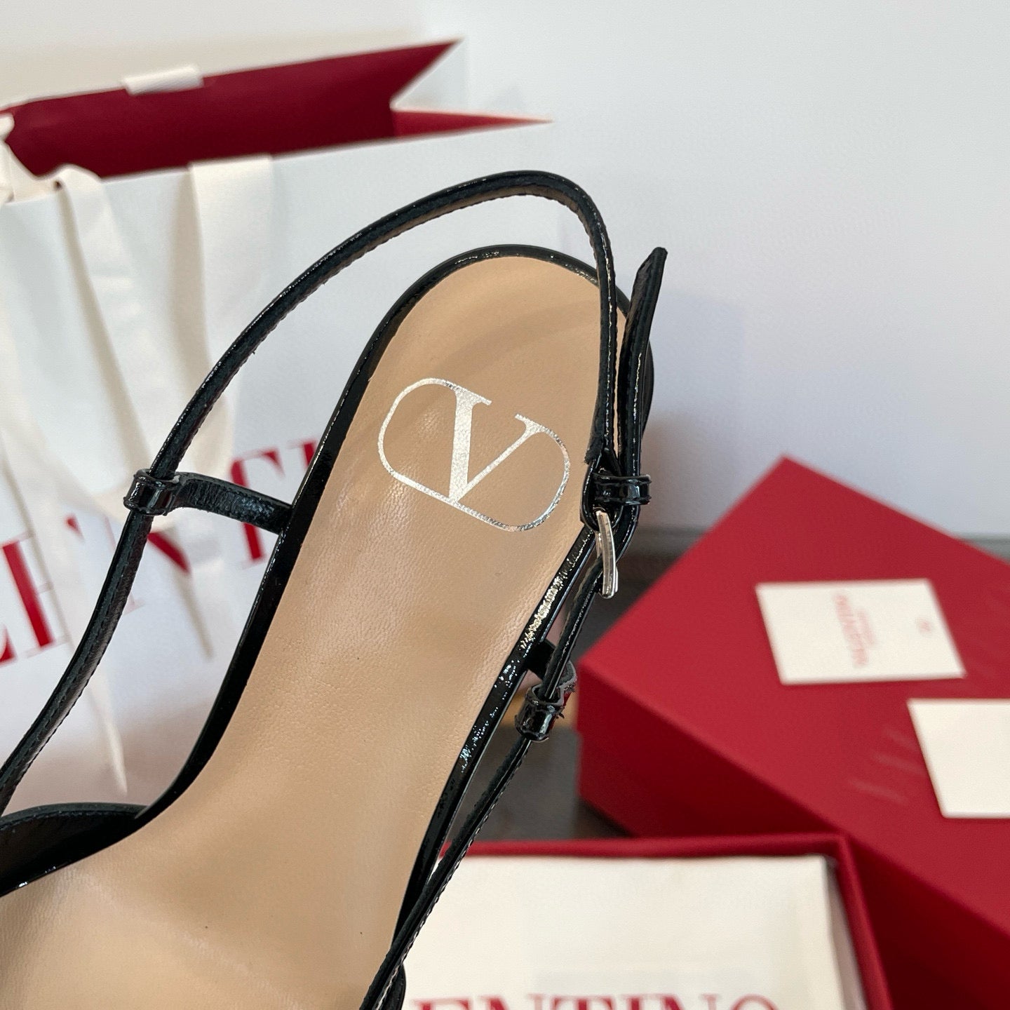 VAL HEELS