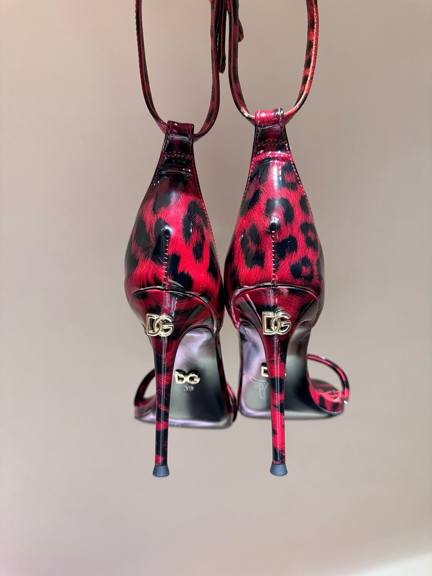 D&G HEELS