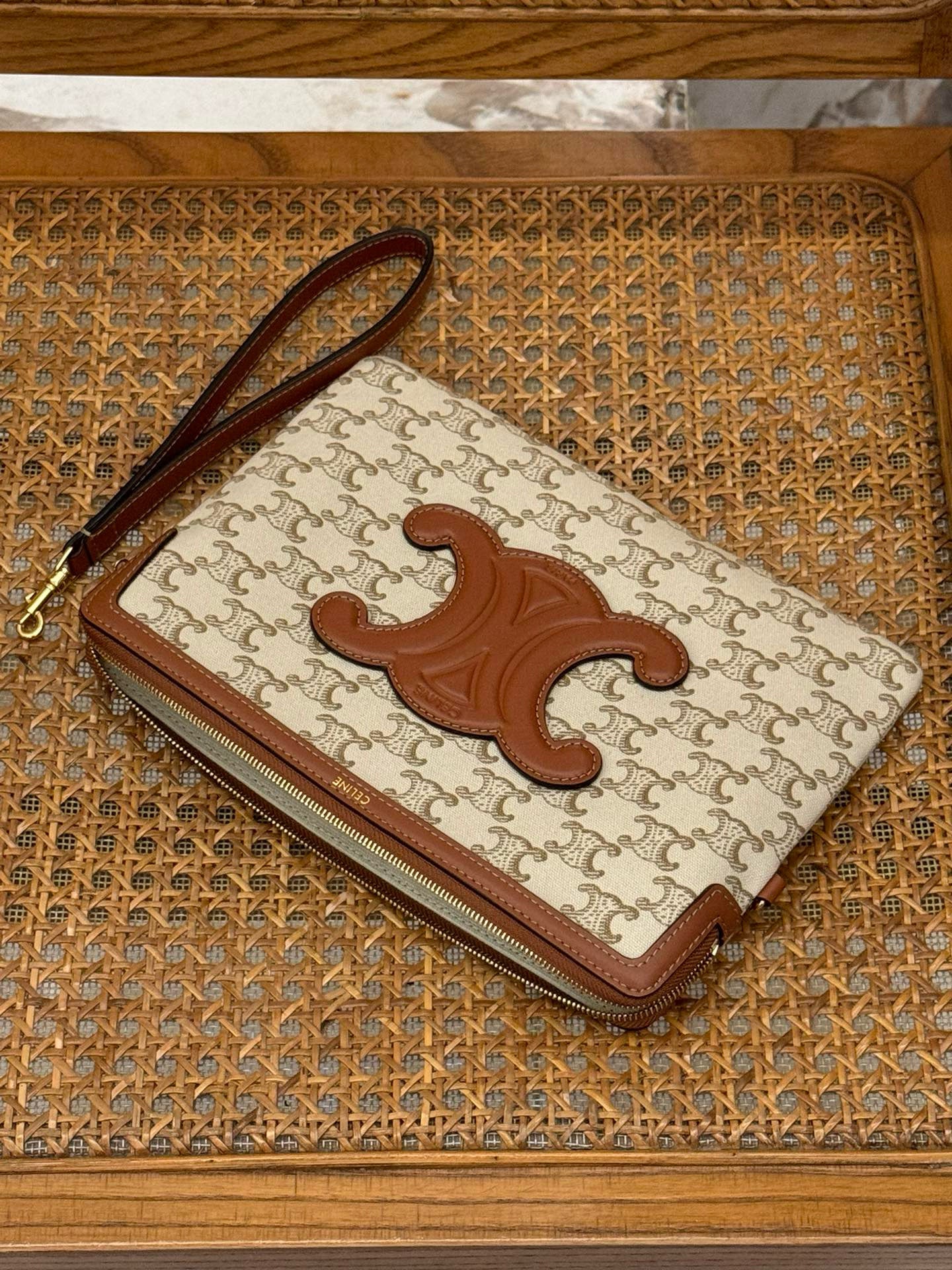 CEL SMALL POUCH WITH STRAP