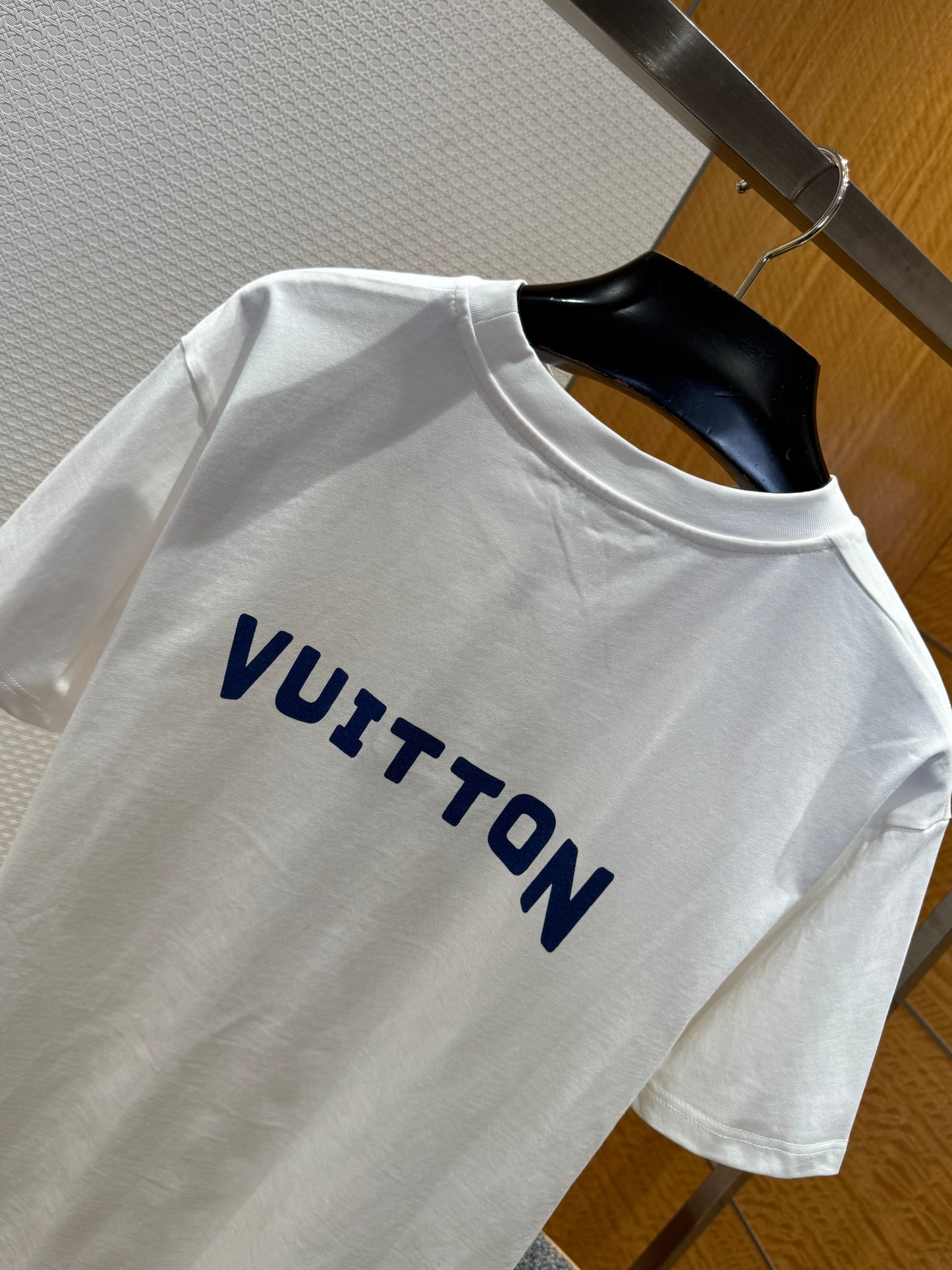 LOU T-SHIRT