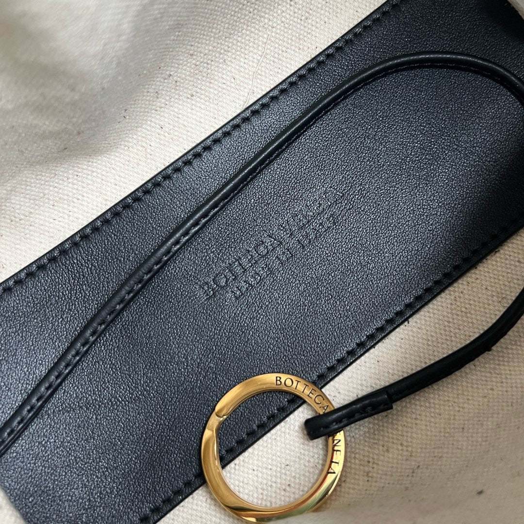 BOTT TOP HANDLE LOOP BAG