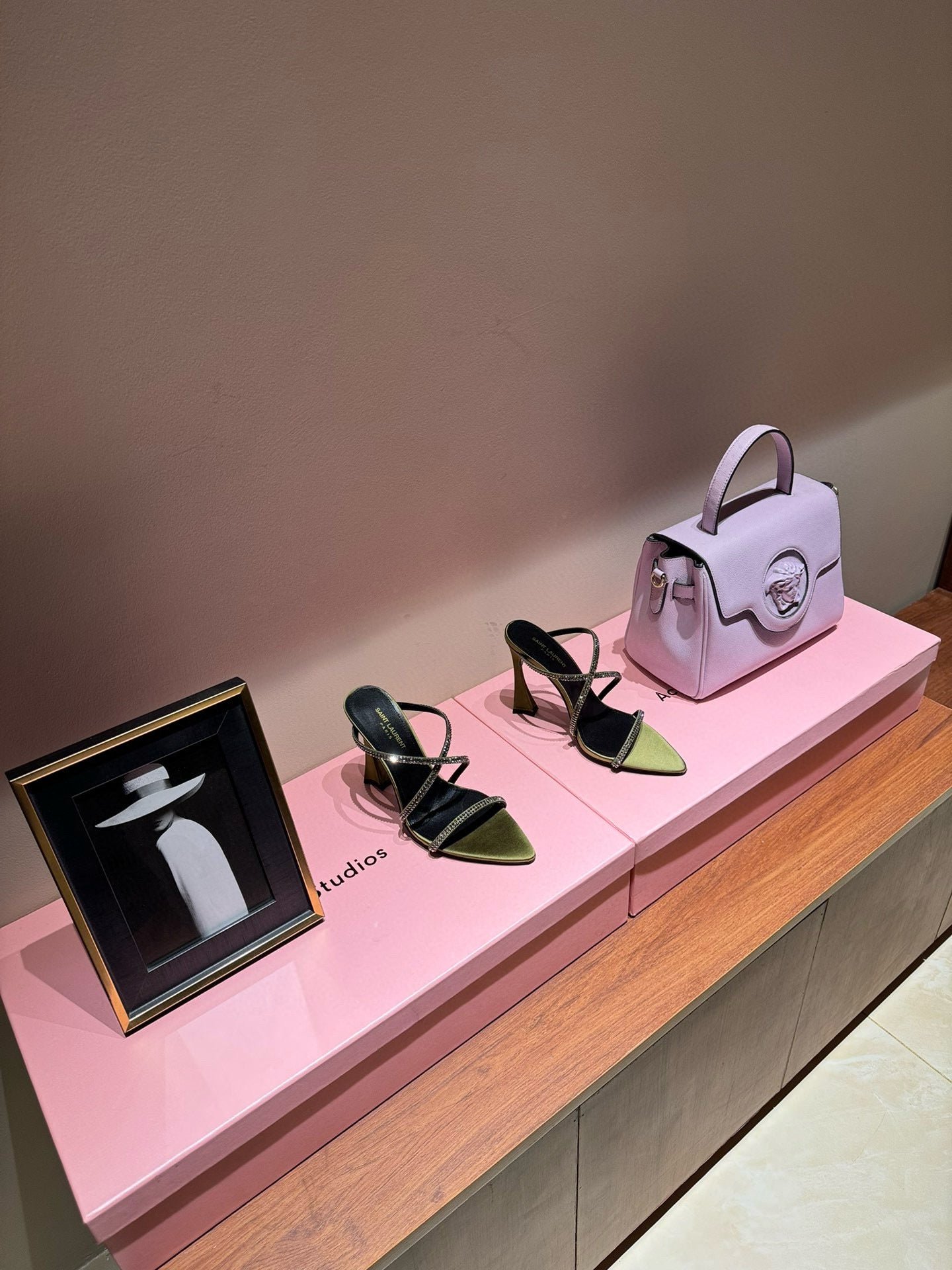 SL HEELS