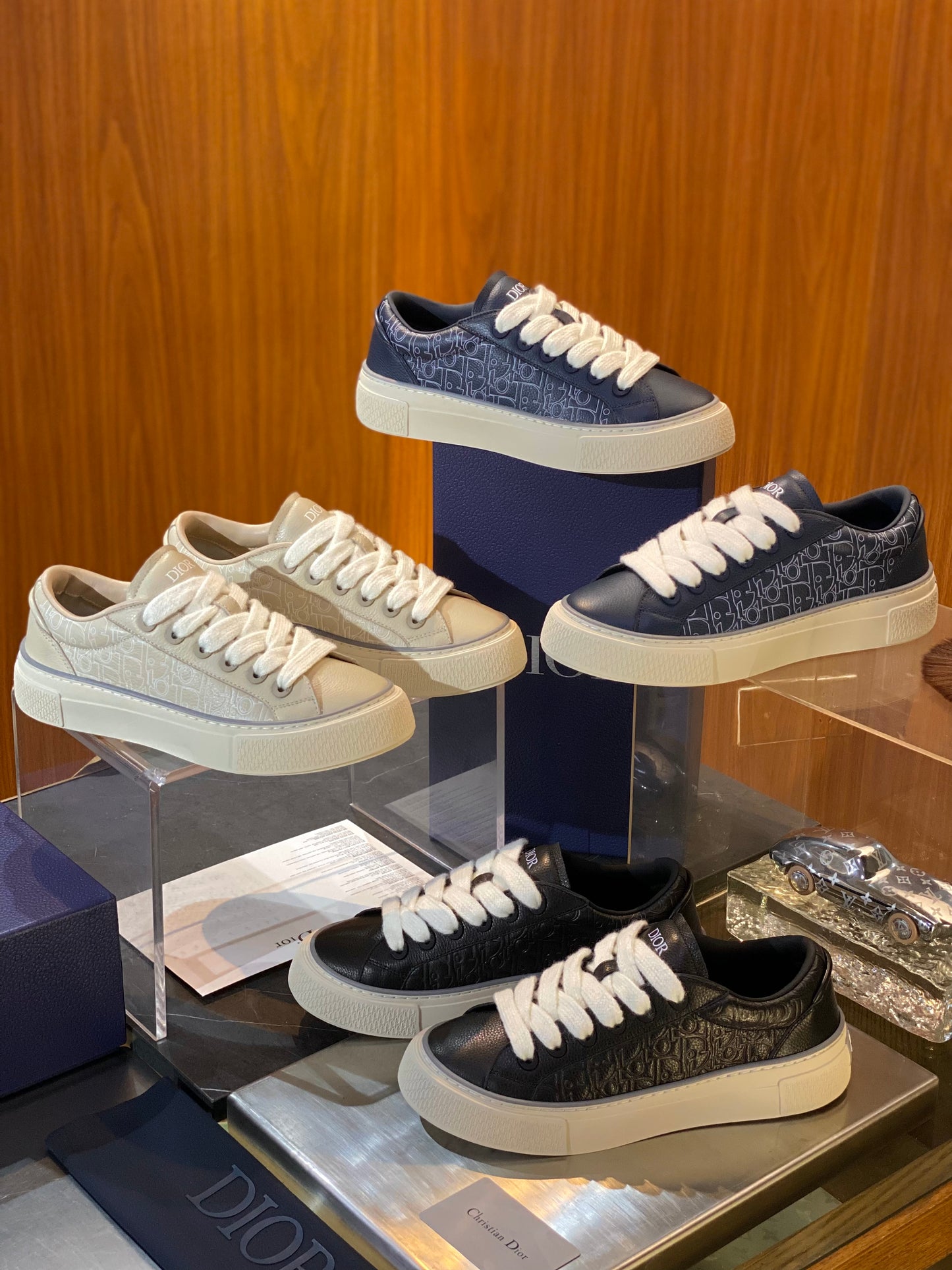 CD B33 SNEAKER