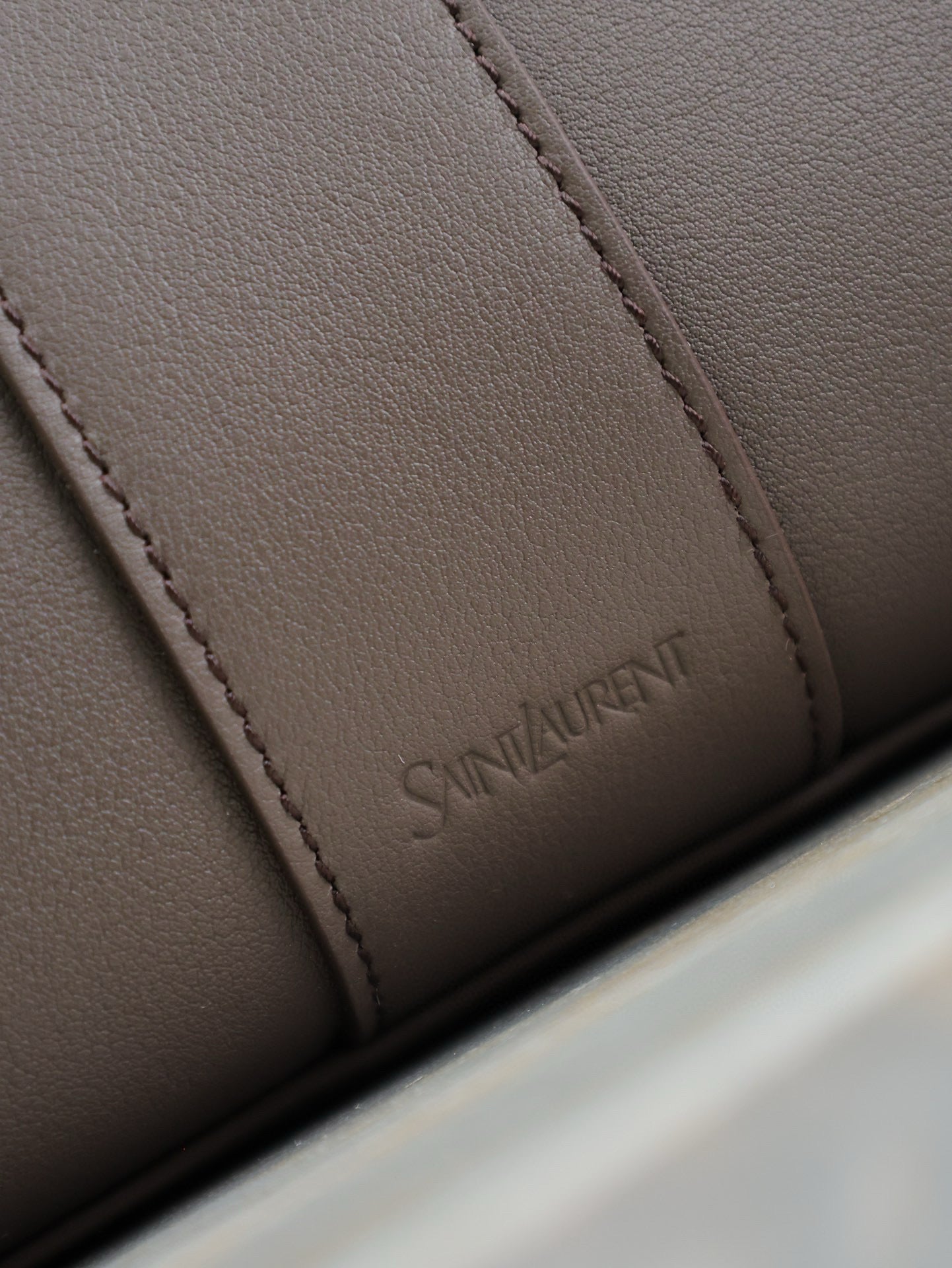 SL Y TOTE IN LEATHER BAG