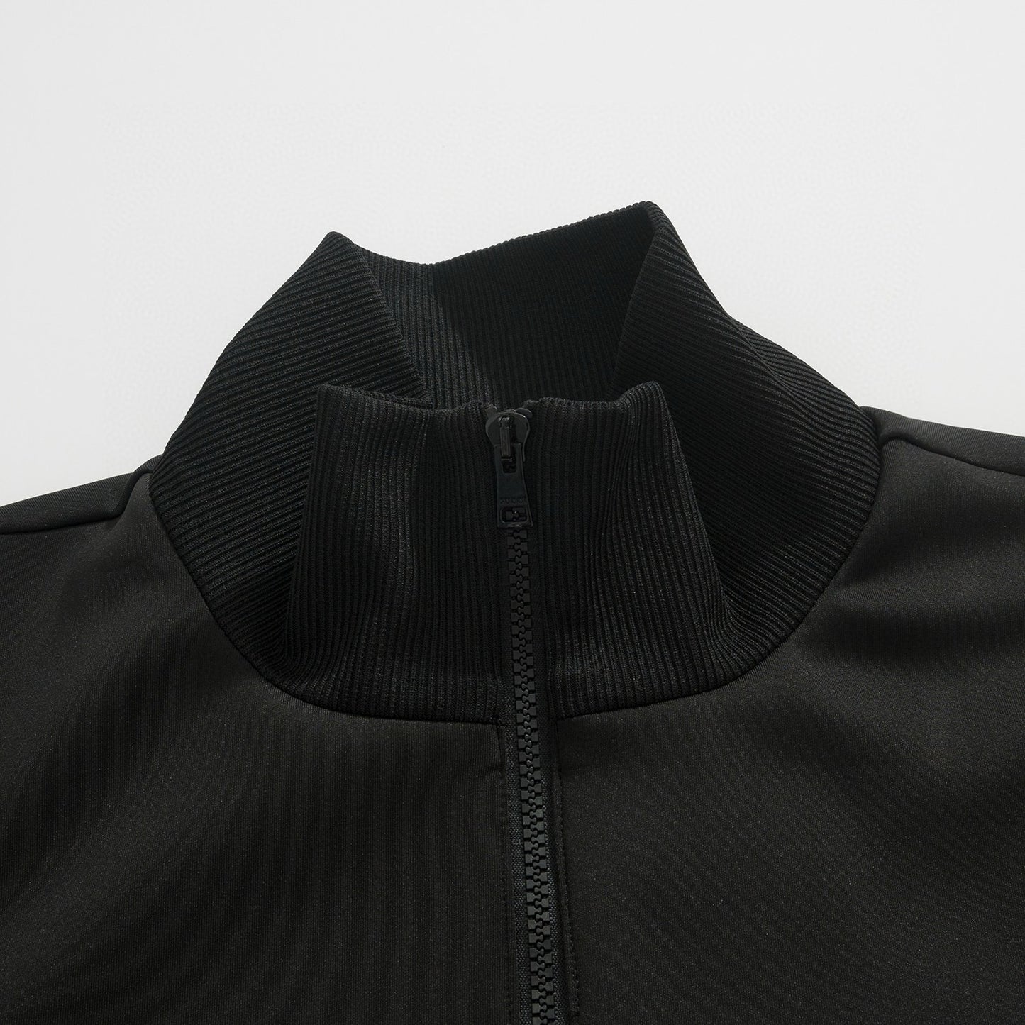 GG ZIP BOMBER