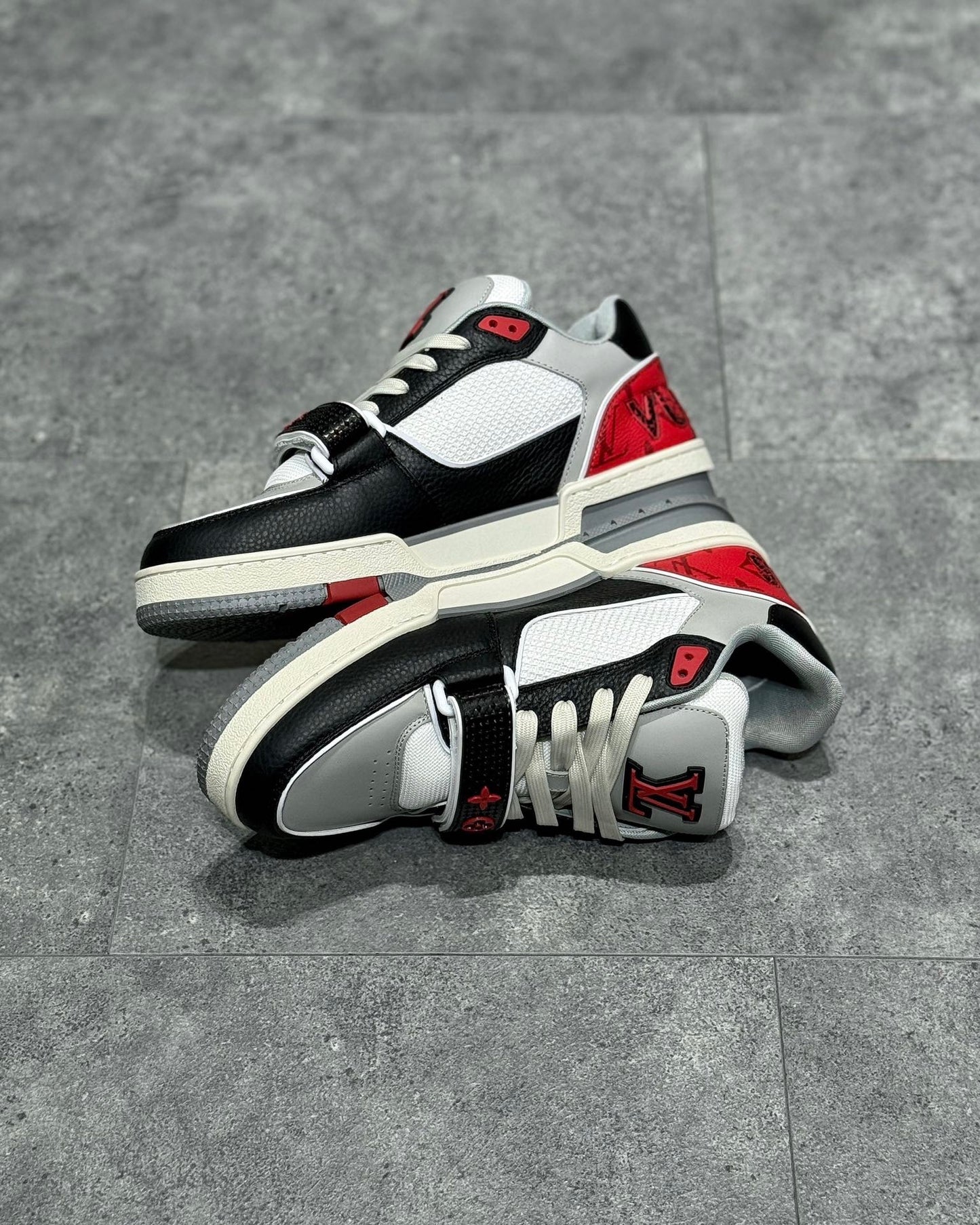 LOU TRAINERS