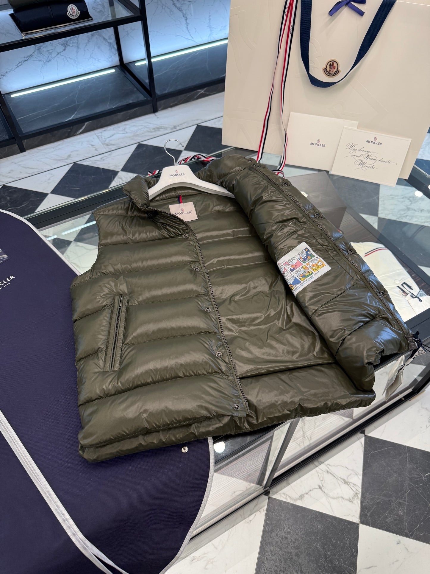 MONC TIBB VEST