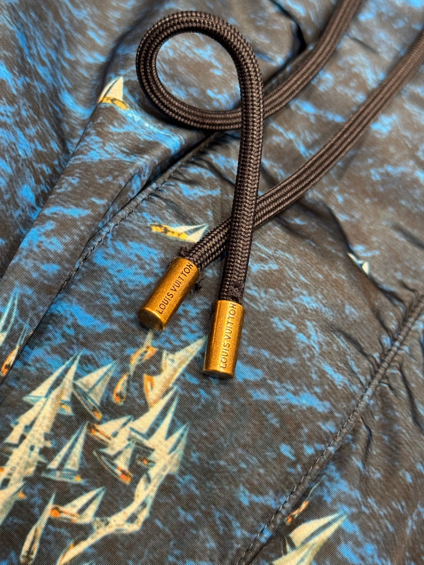 LOU JACKET
