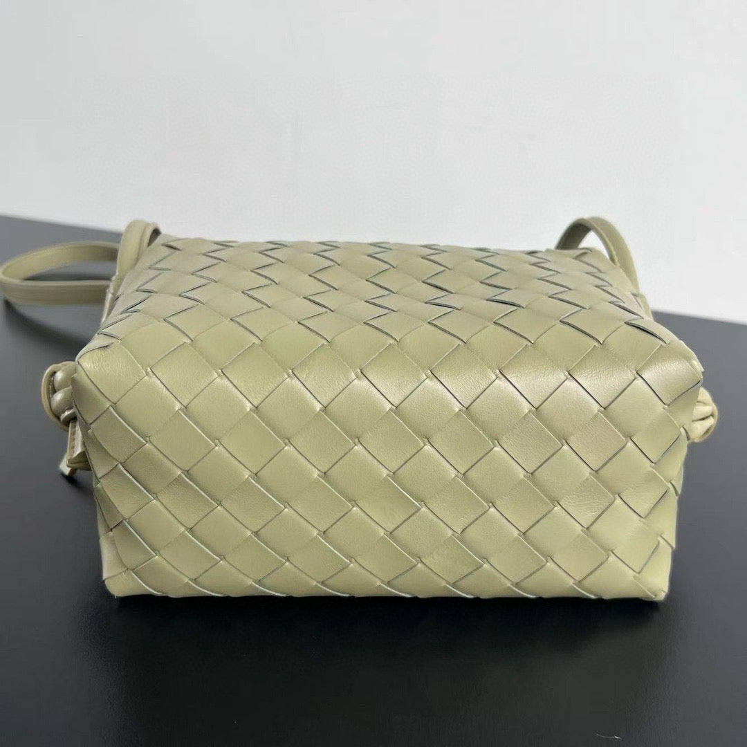 BOTT TOP HANDLE LOOP BAG
