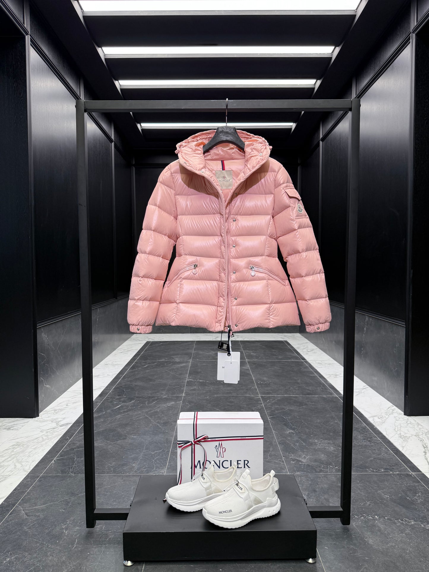 MONC BARANTE JACKET