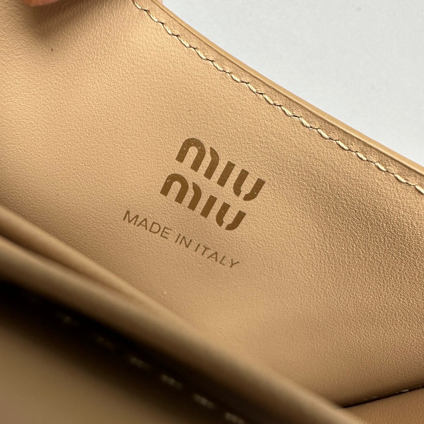 MIU M SHOULDER STRAP WALLET