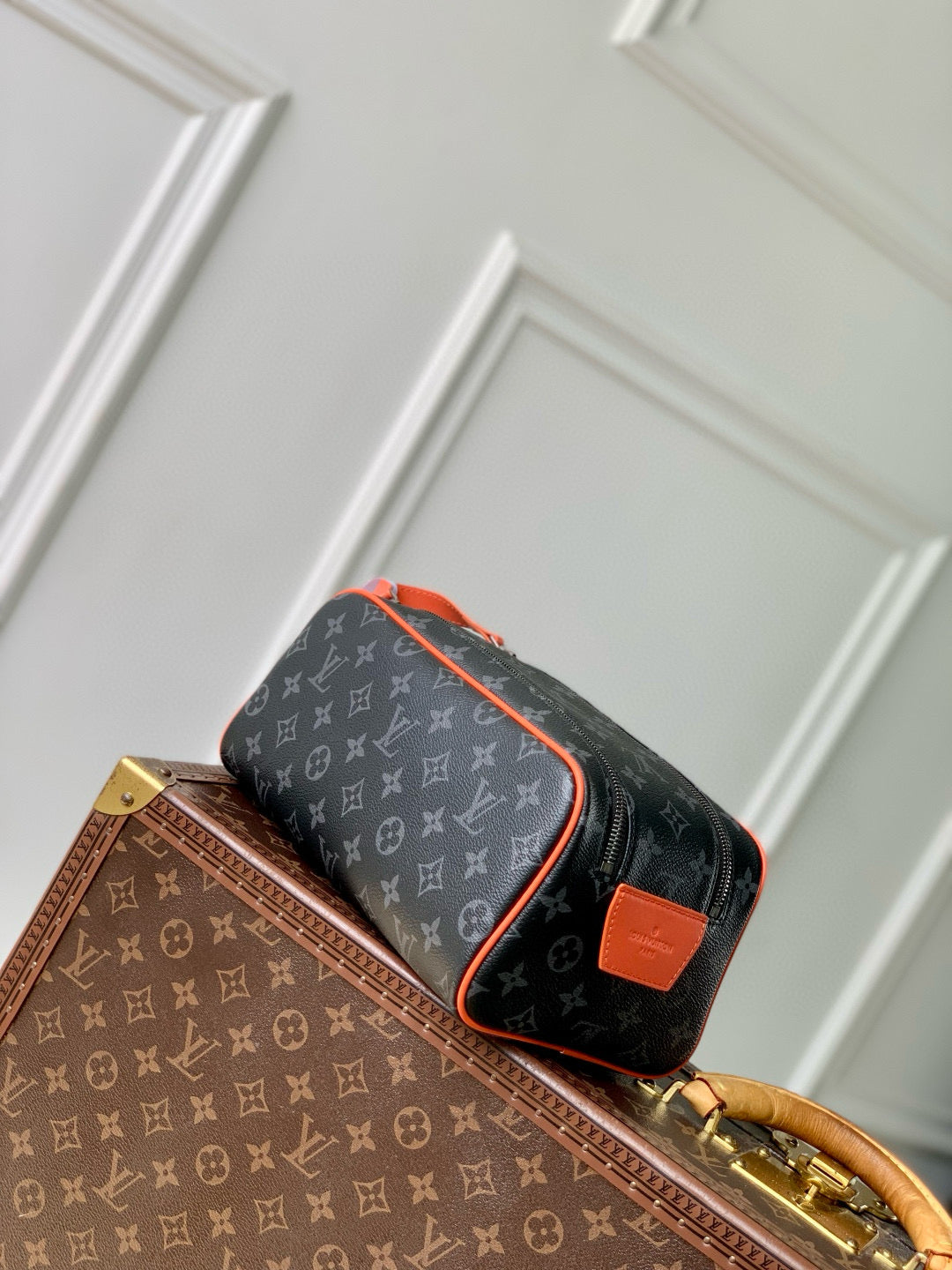 LOU DOPP KIT TOILETRY BAG