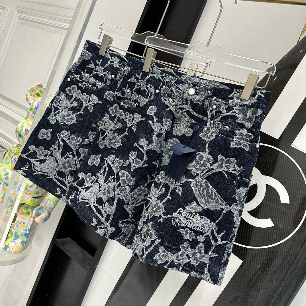 LOU SHORTS