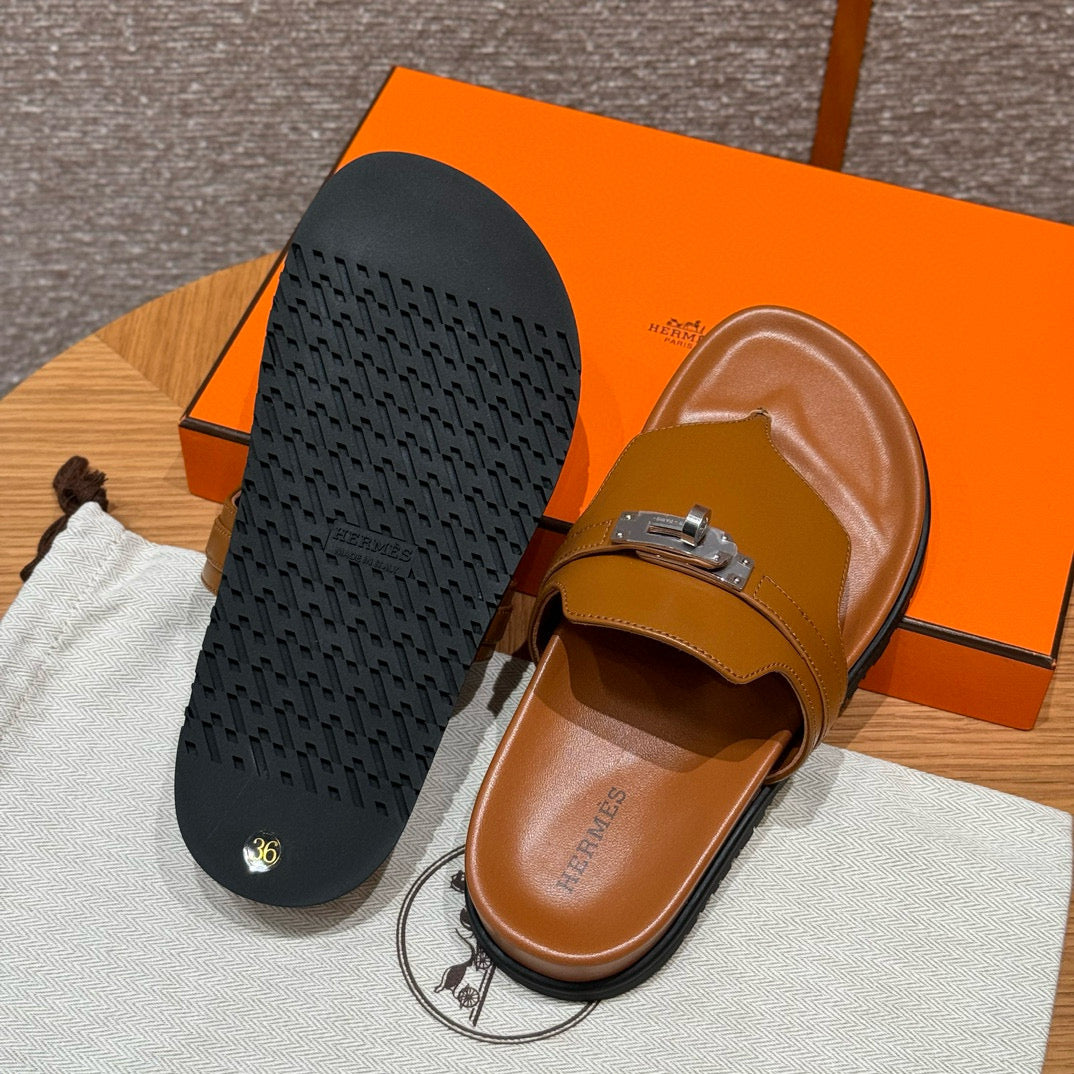 HERM EMPIRE SANDALS
