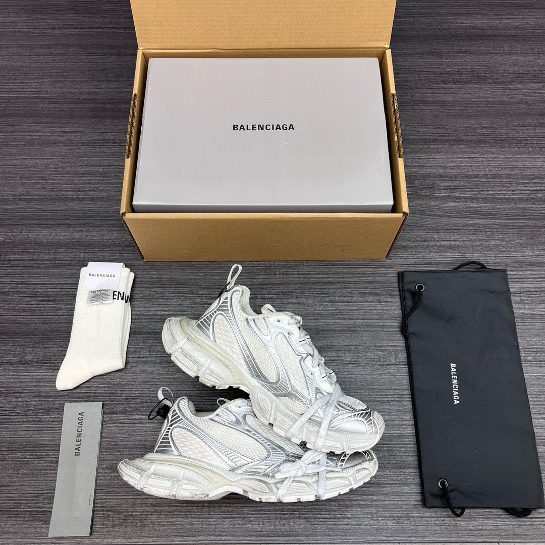 BAL 3XL TRAINERS