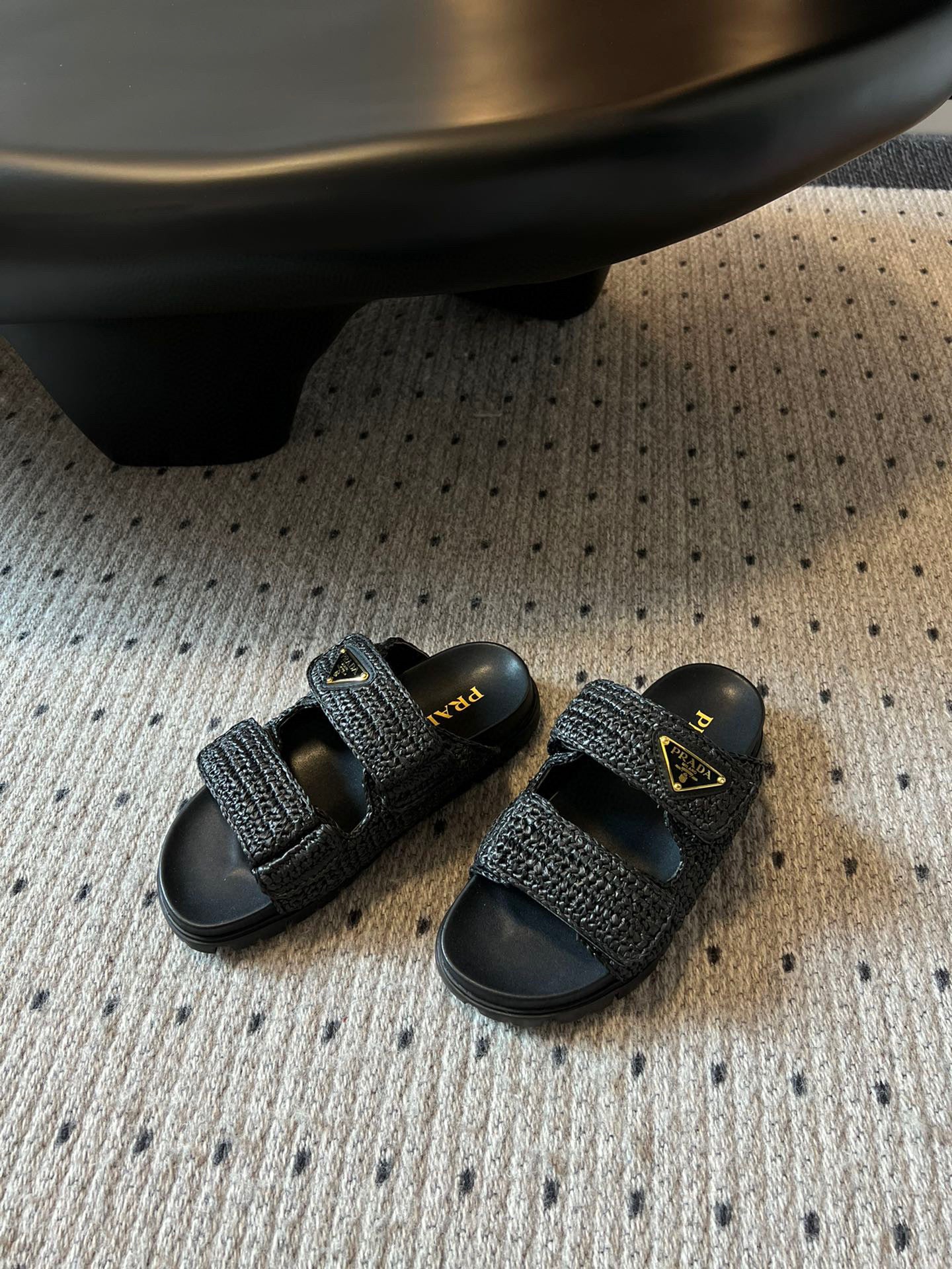 PD SANDALS