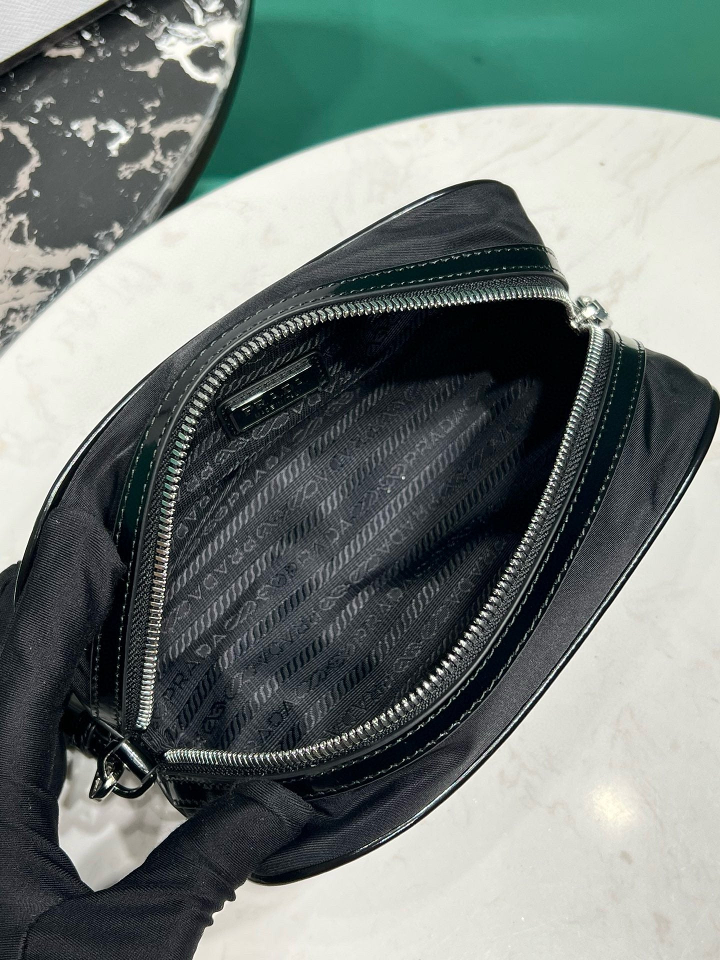 PD RE-NYLON POUCH