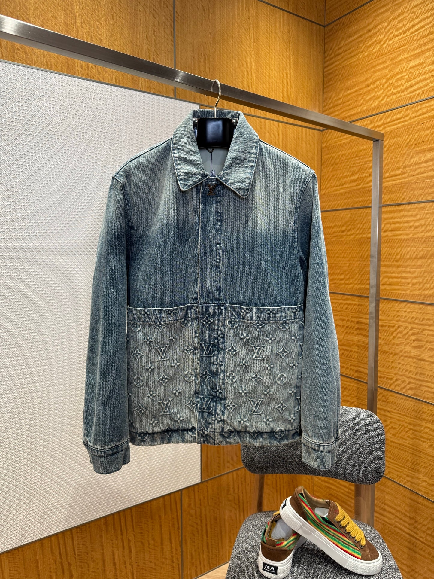 LOU DENIM JACKET