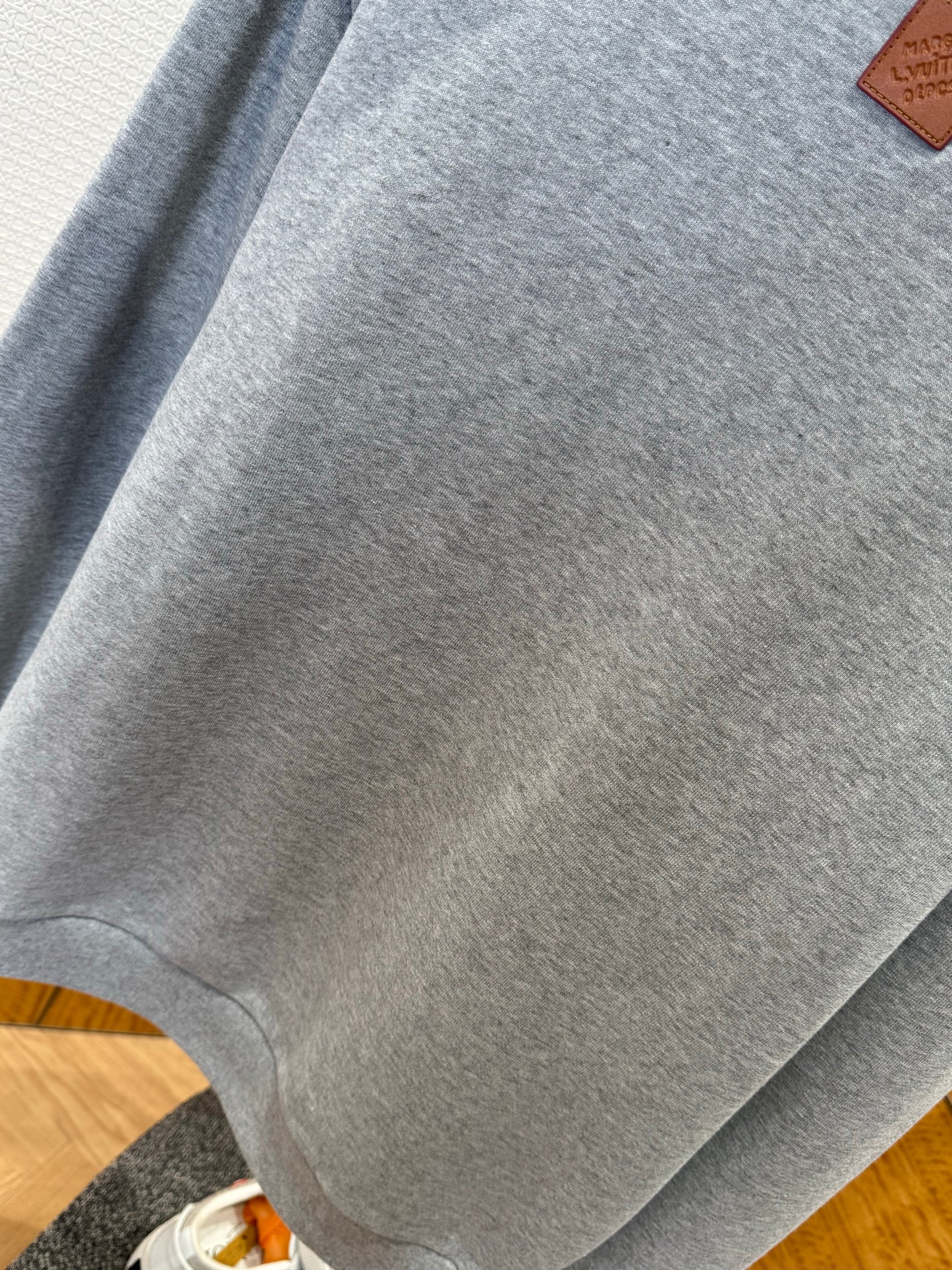 LOU SWEATSHIRT