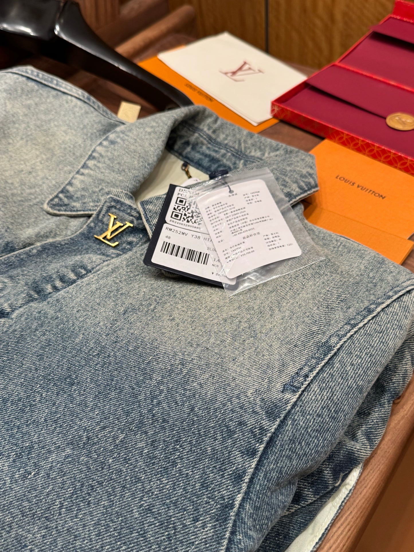 LOU DENIM JACKET