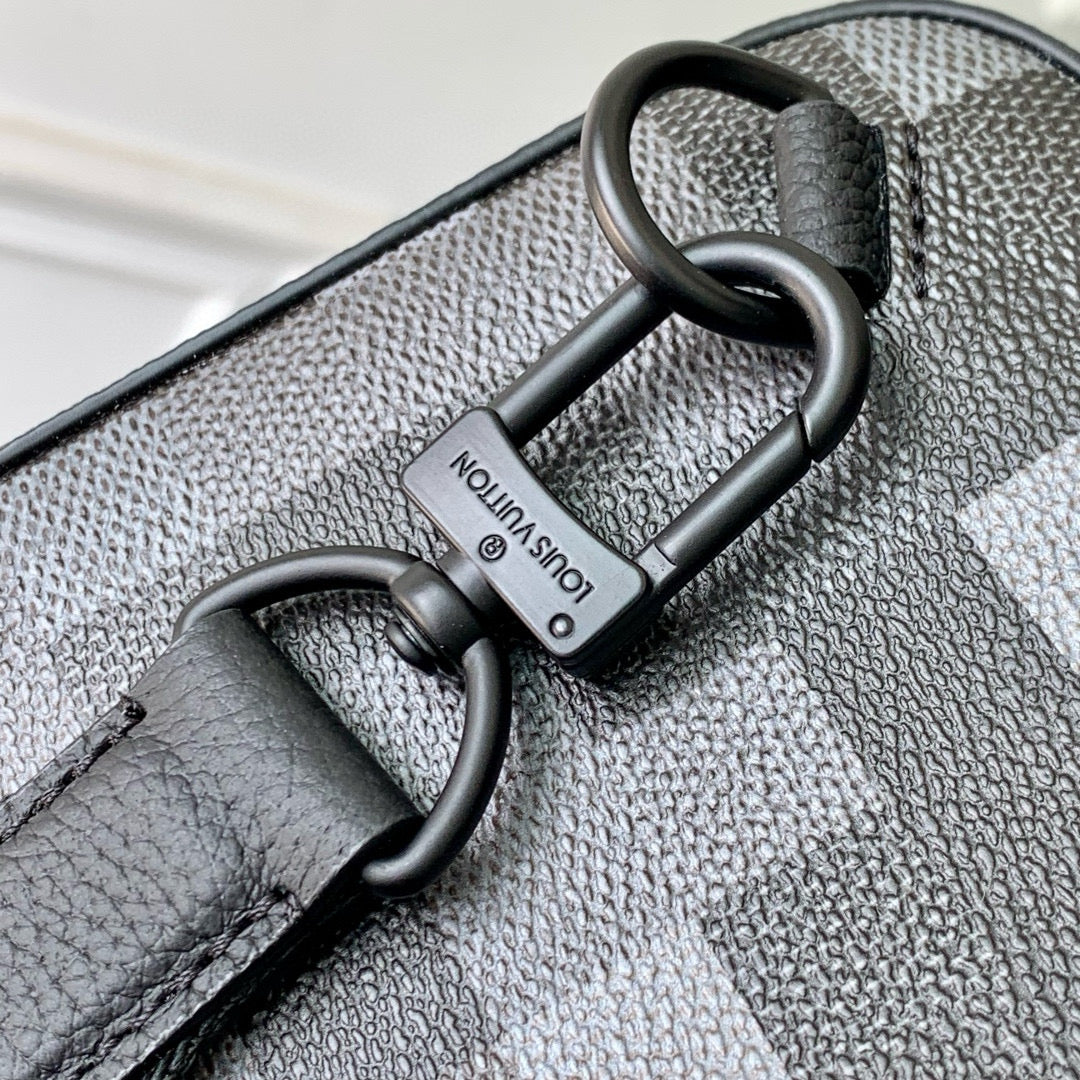 LOU AVENUE SLINGBAG