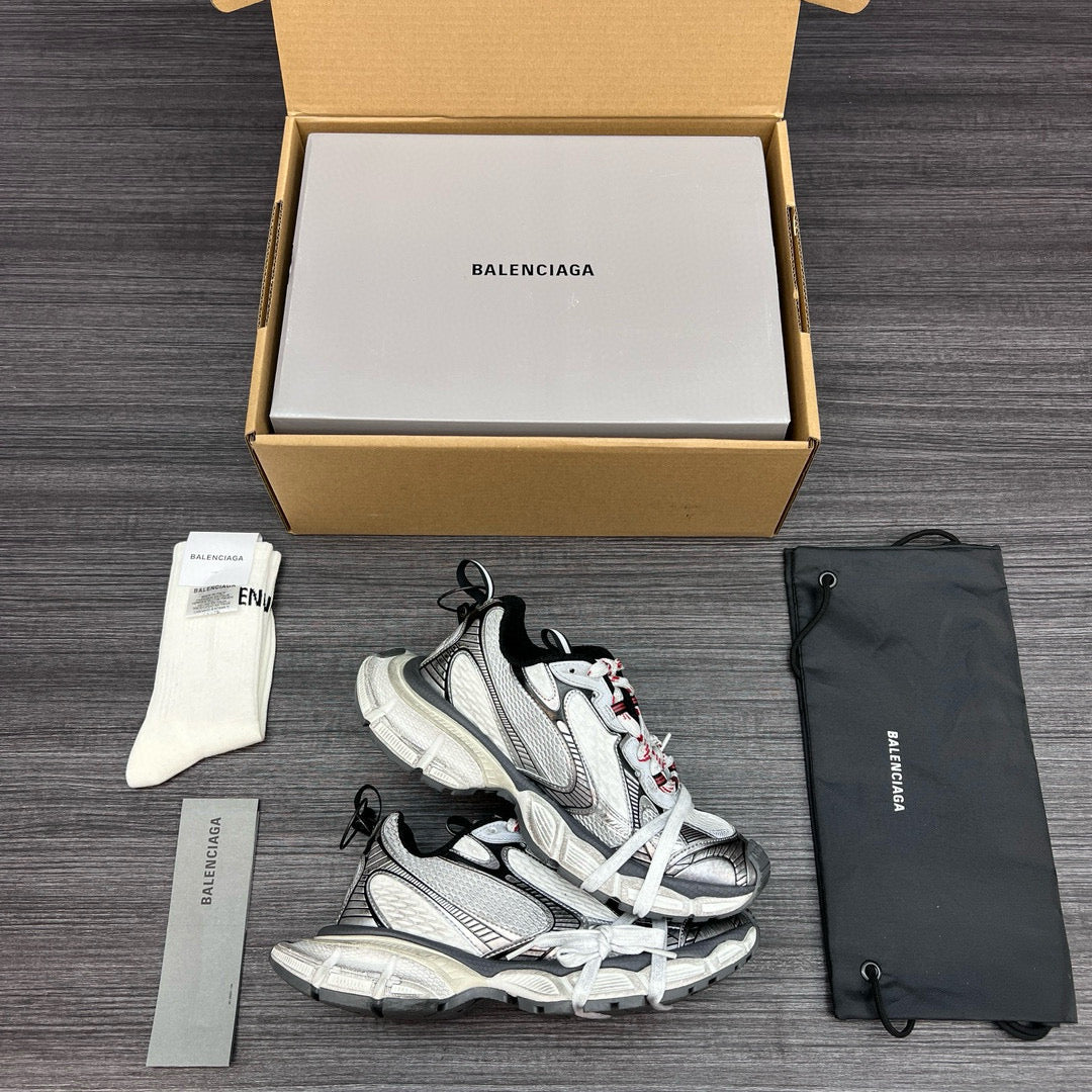 BAL 3XL TRAINERS