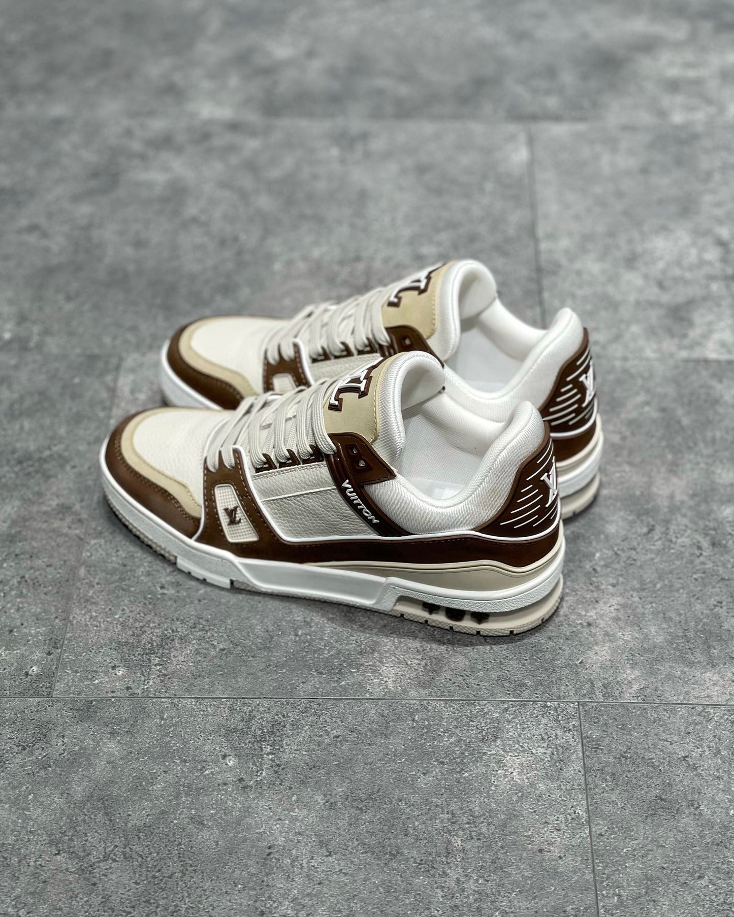 LOU TRAINERS