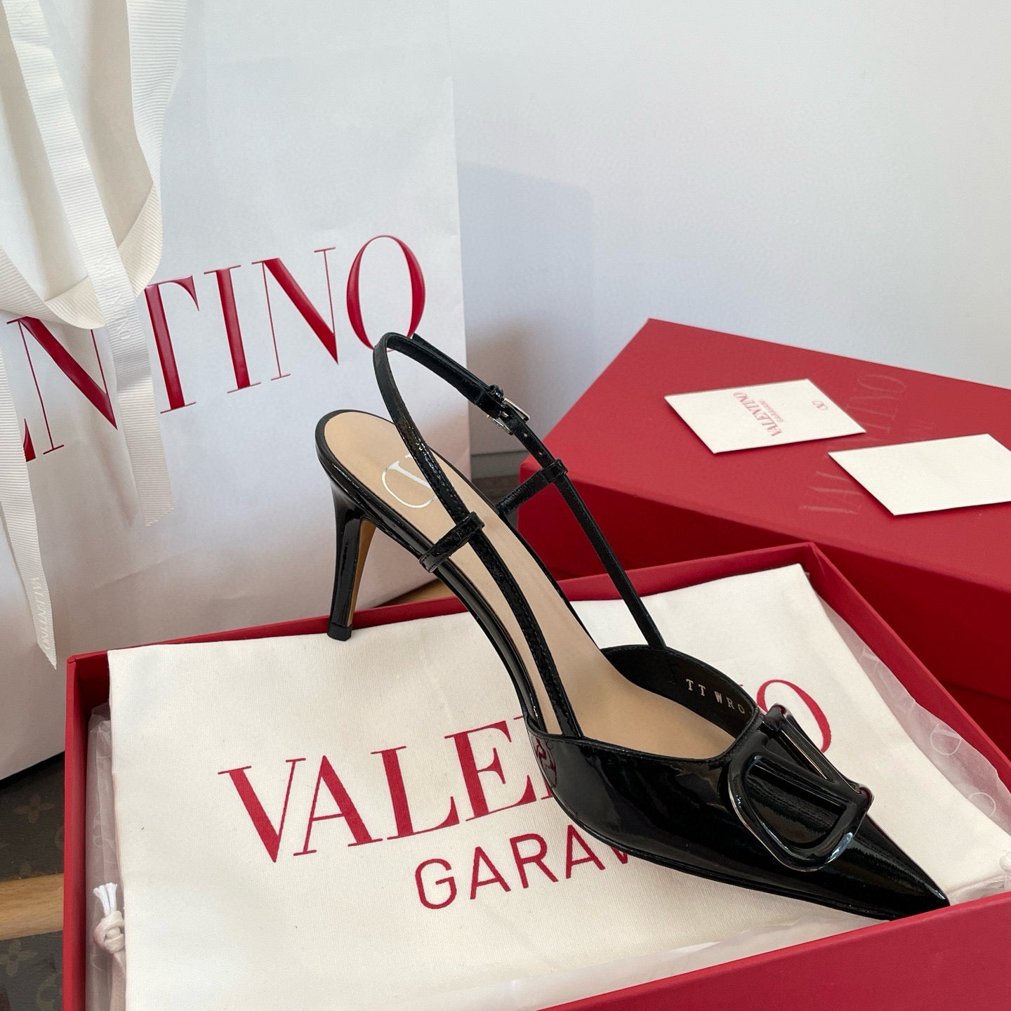 VAL HEELS