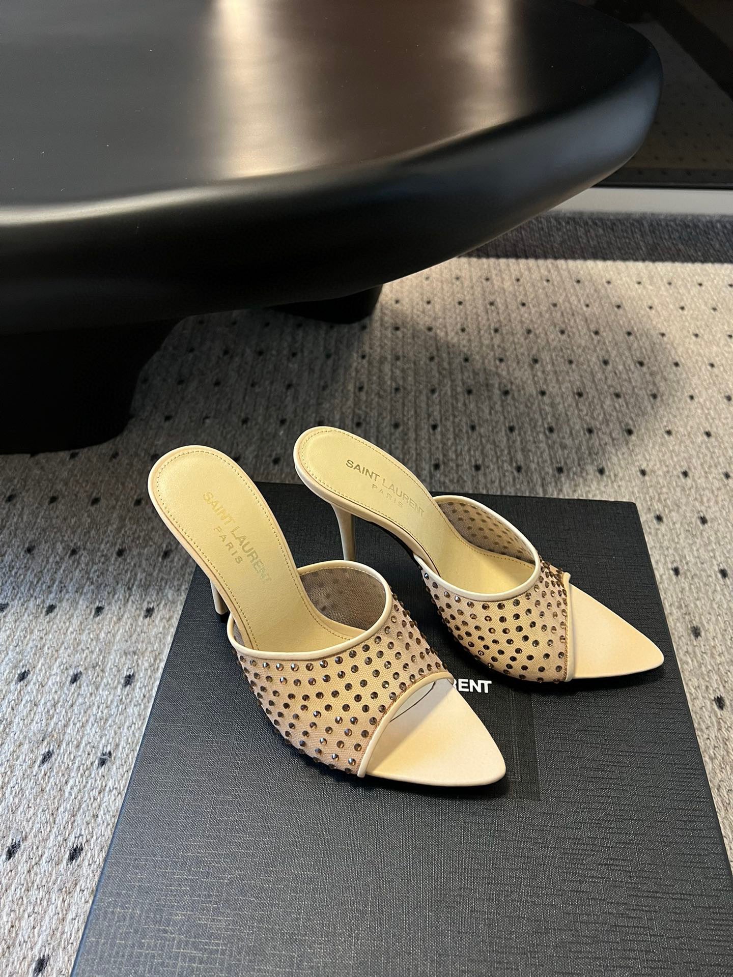 SL HEELS