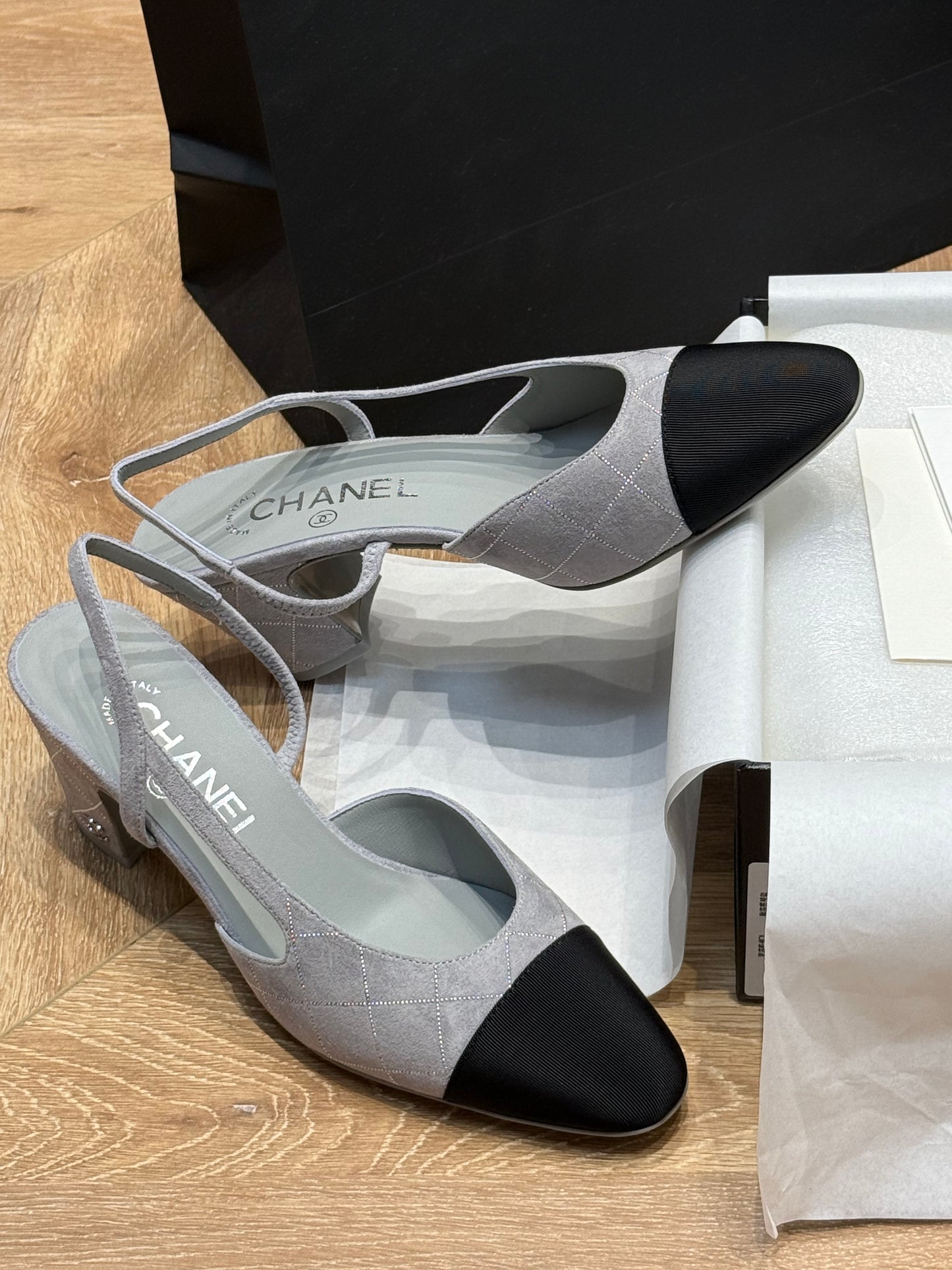 CC SLINGBACK PUMPS