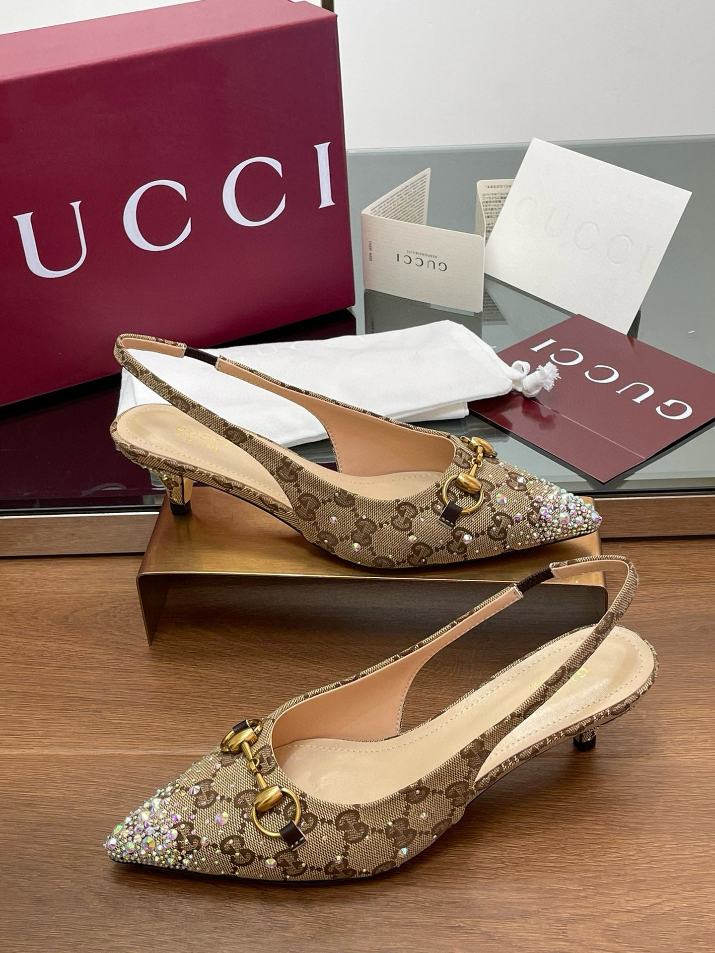 GG HEELS