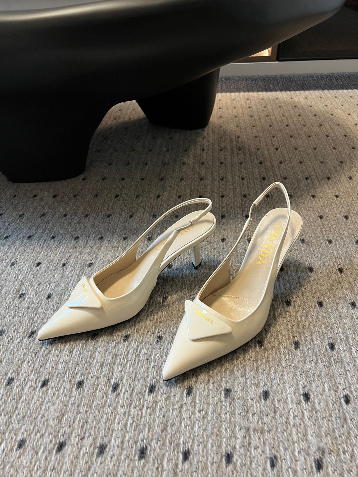 PD HEELS