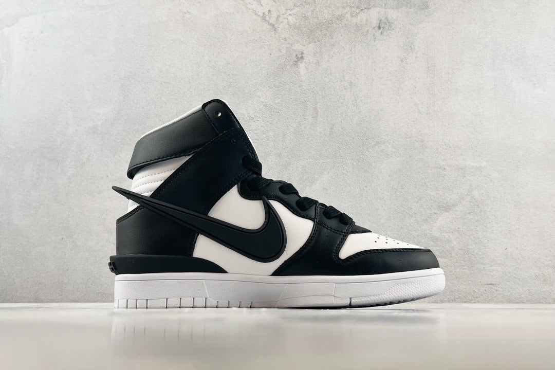DUNK HIGH