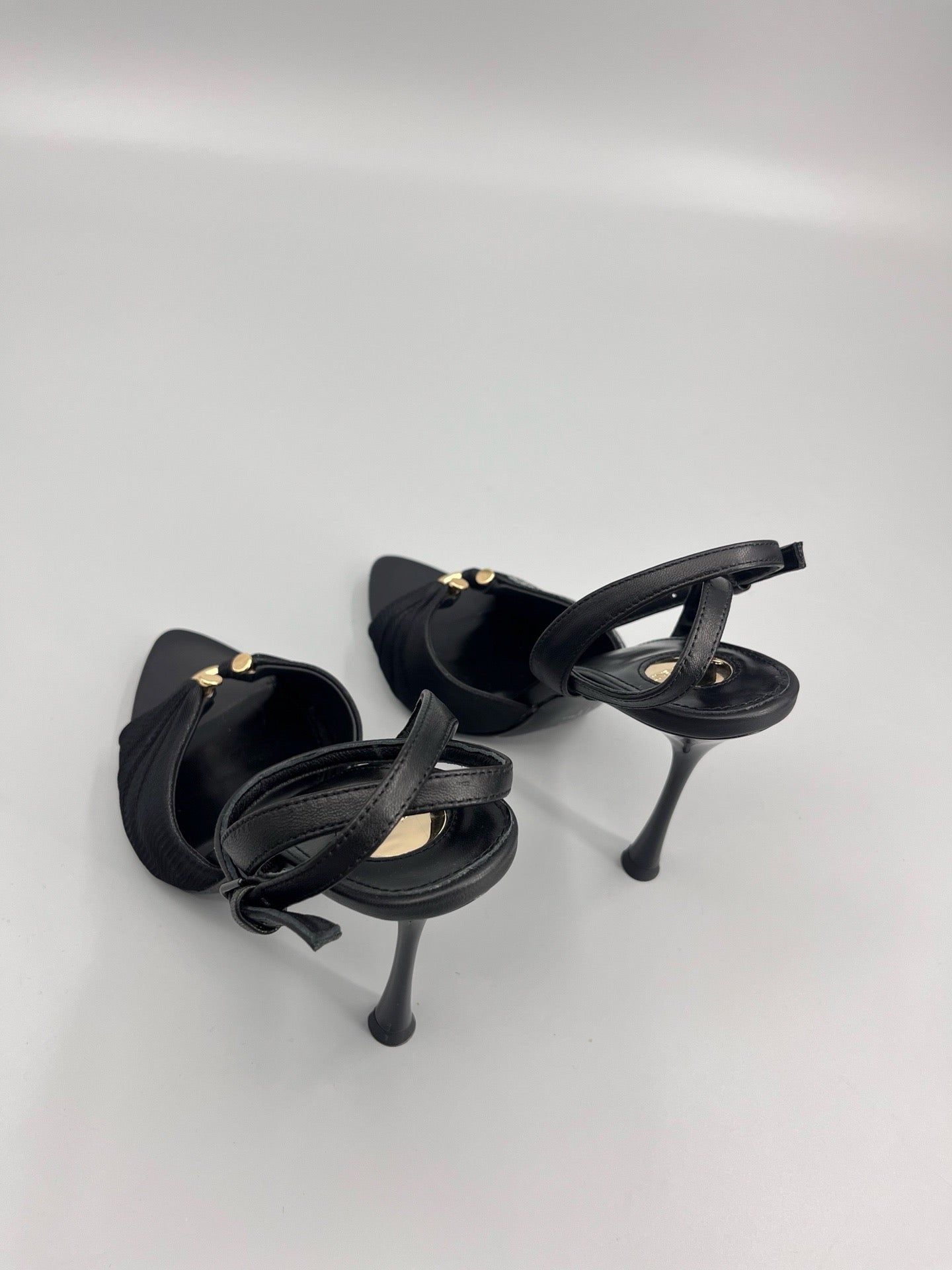 SL HEELS