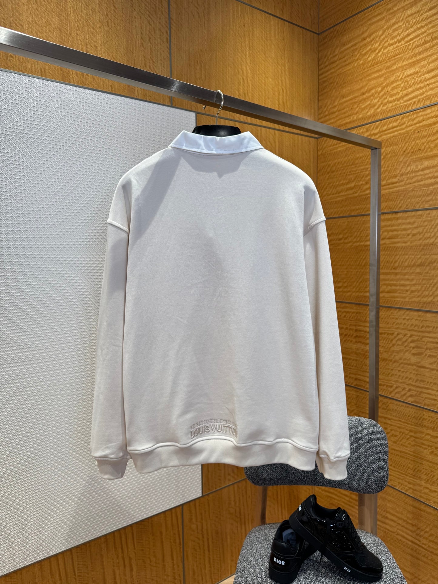LOU JUMPER