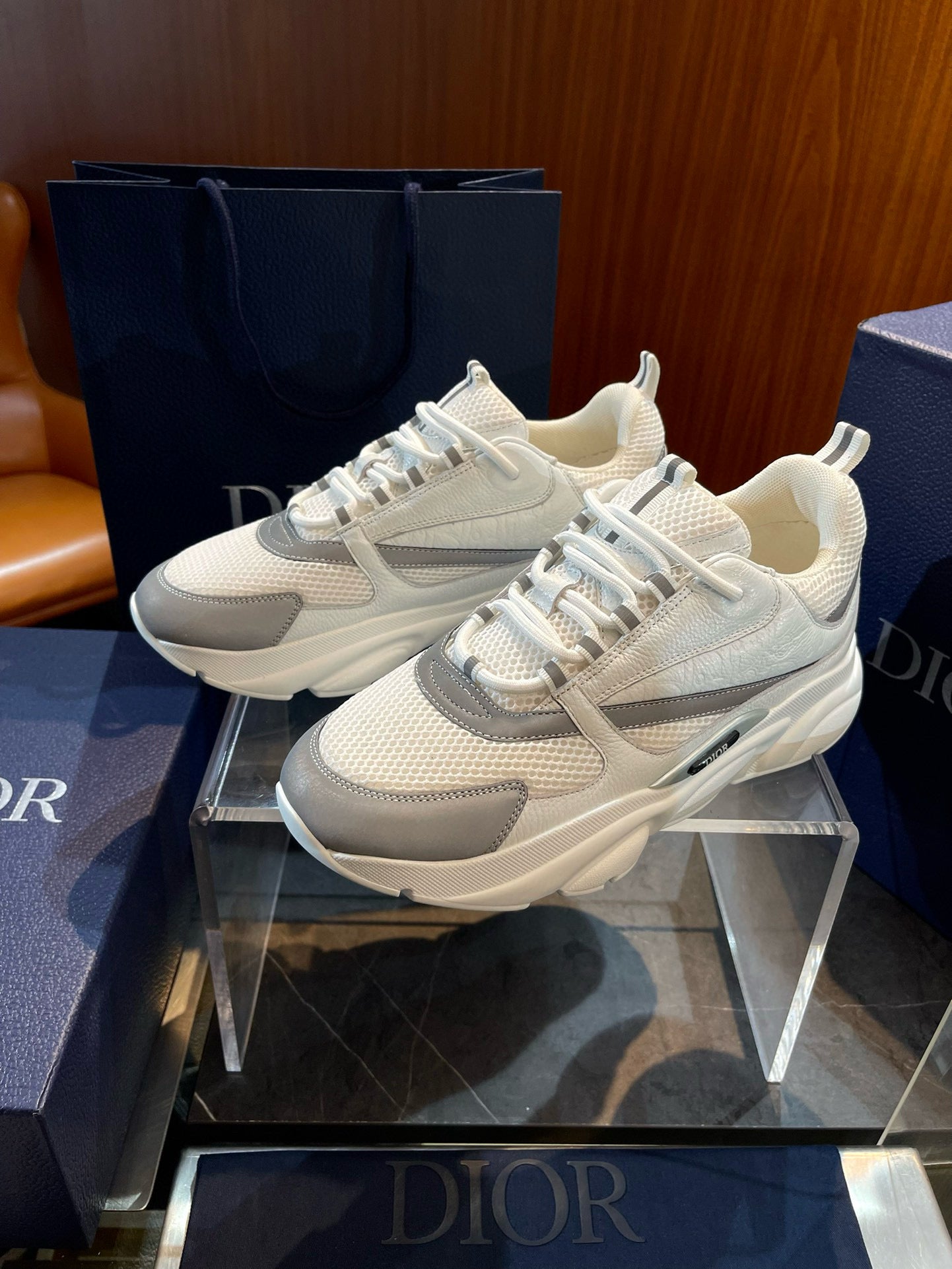 CD B22 SNEAKERS
