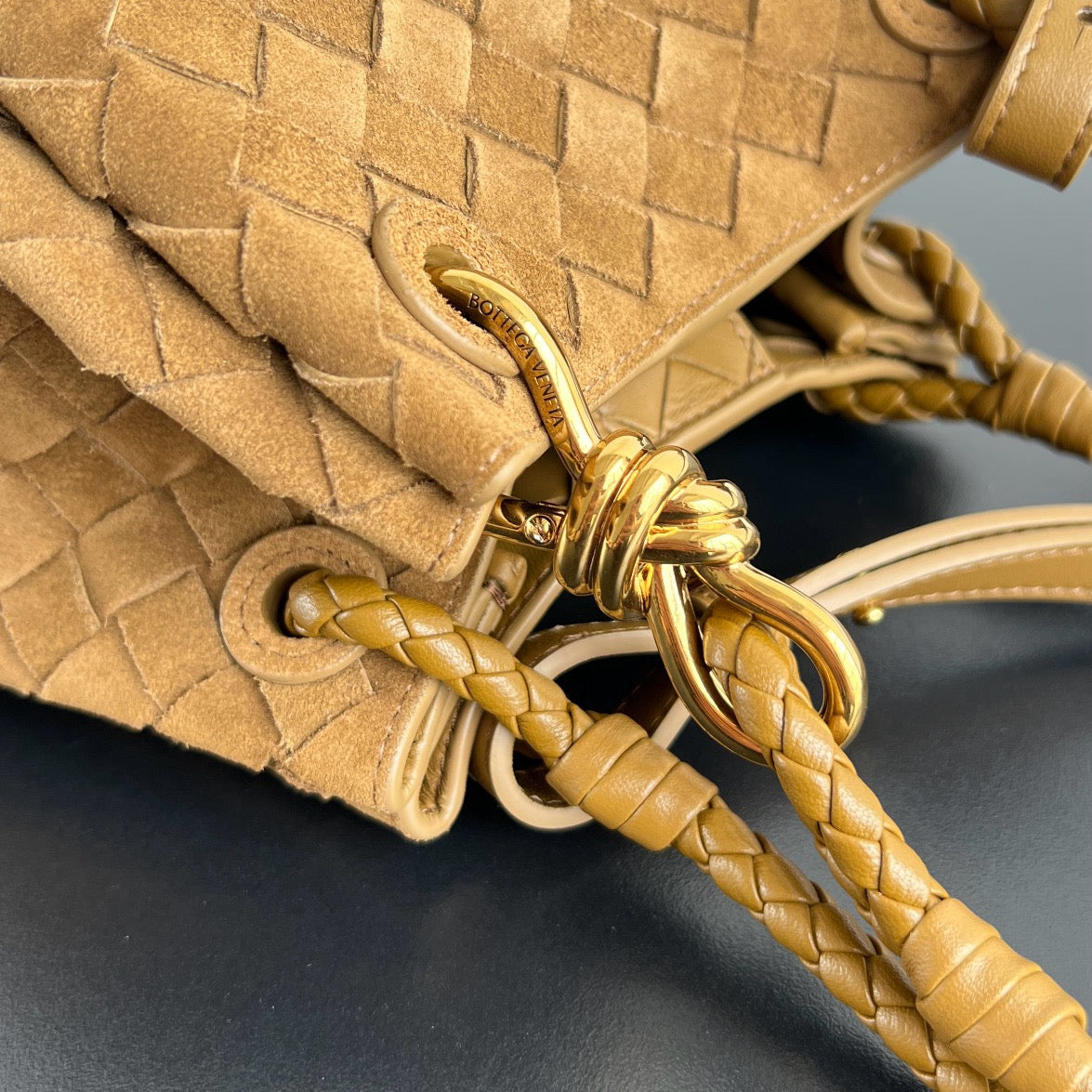 BOTT SMALL PARACHUTE CHAIN BAG