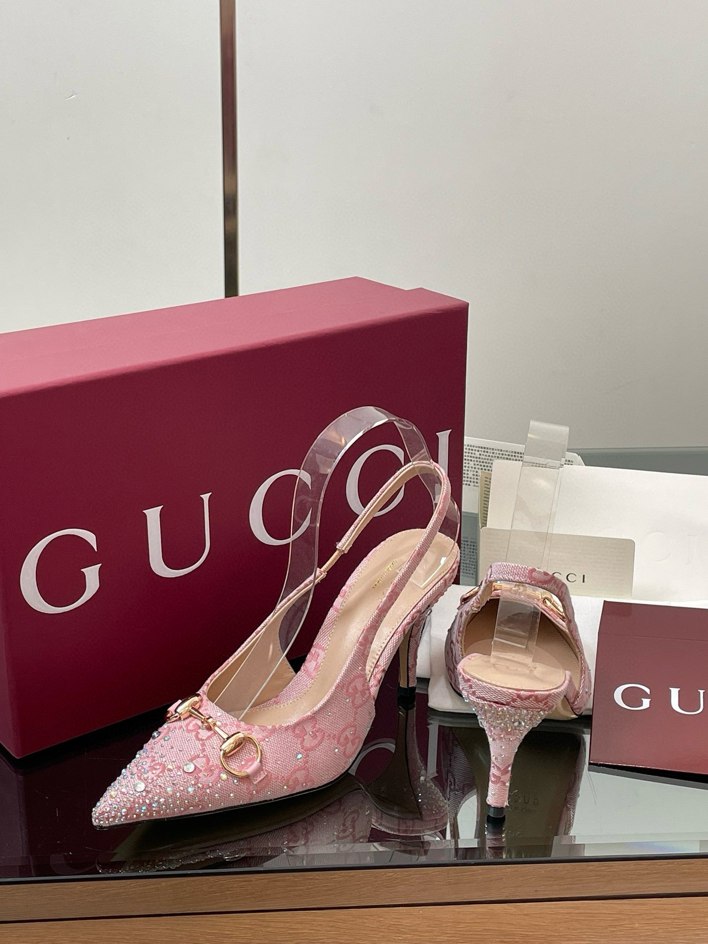 GG HEELS