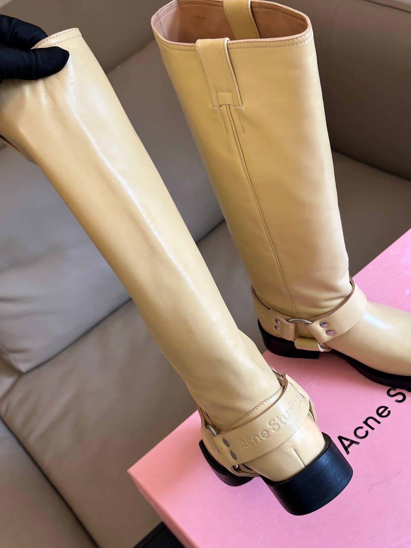 ACNE BOOTS