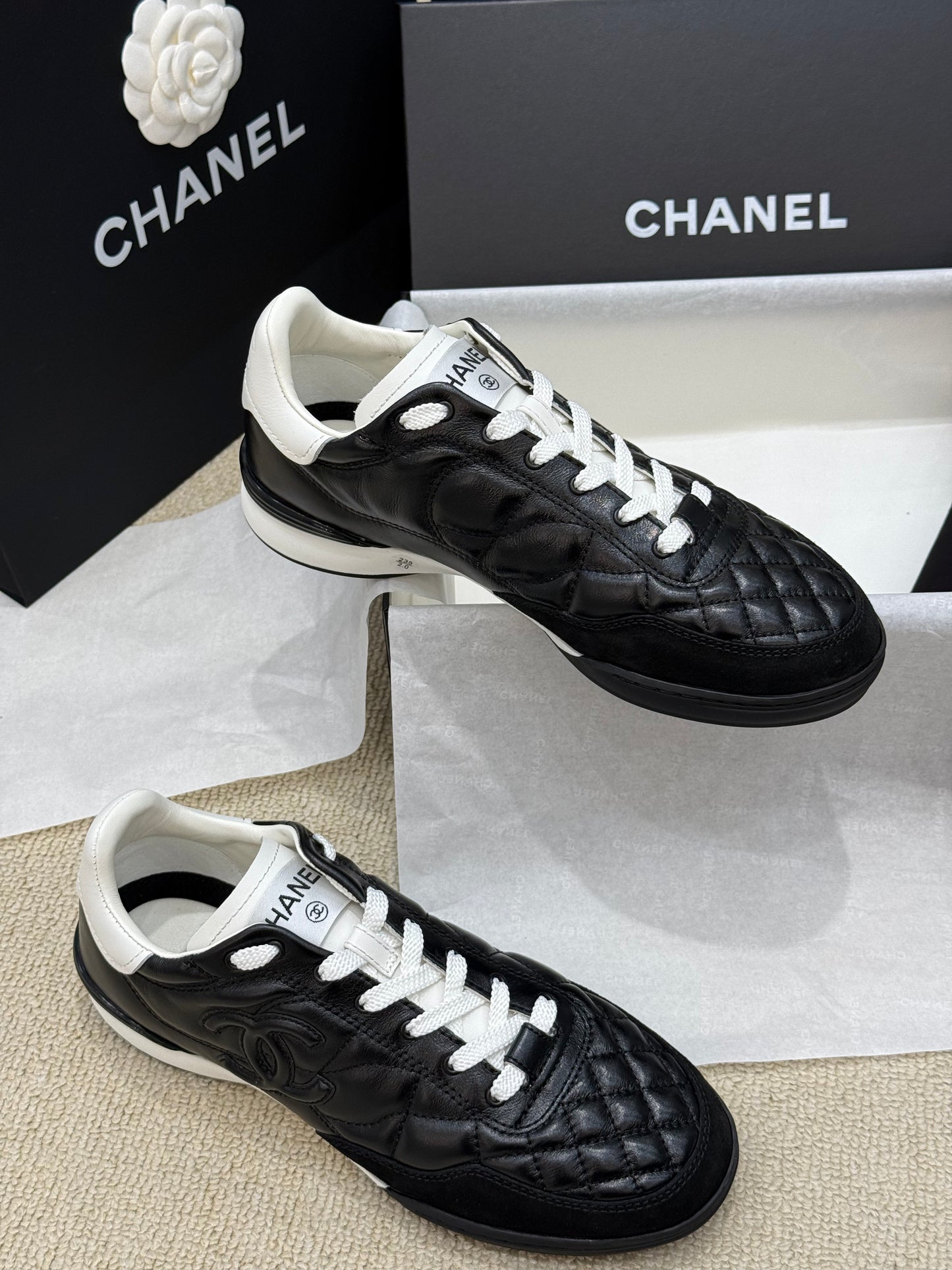 CC SNEAKER