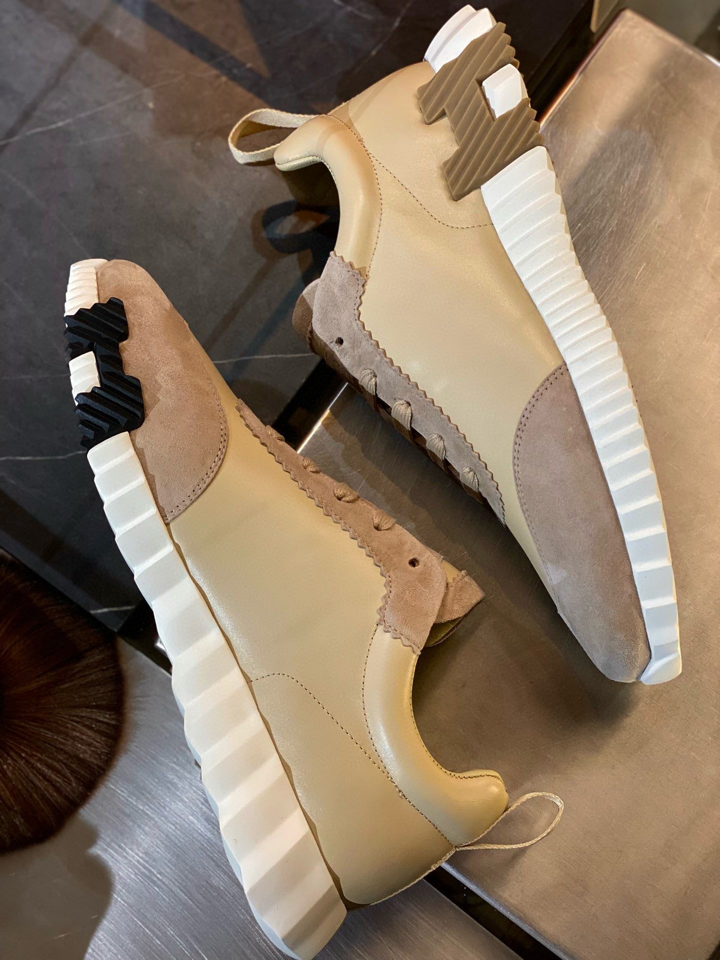 HERM BOUNCING SNEAKERS