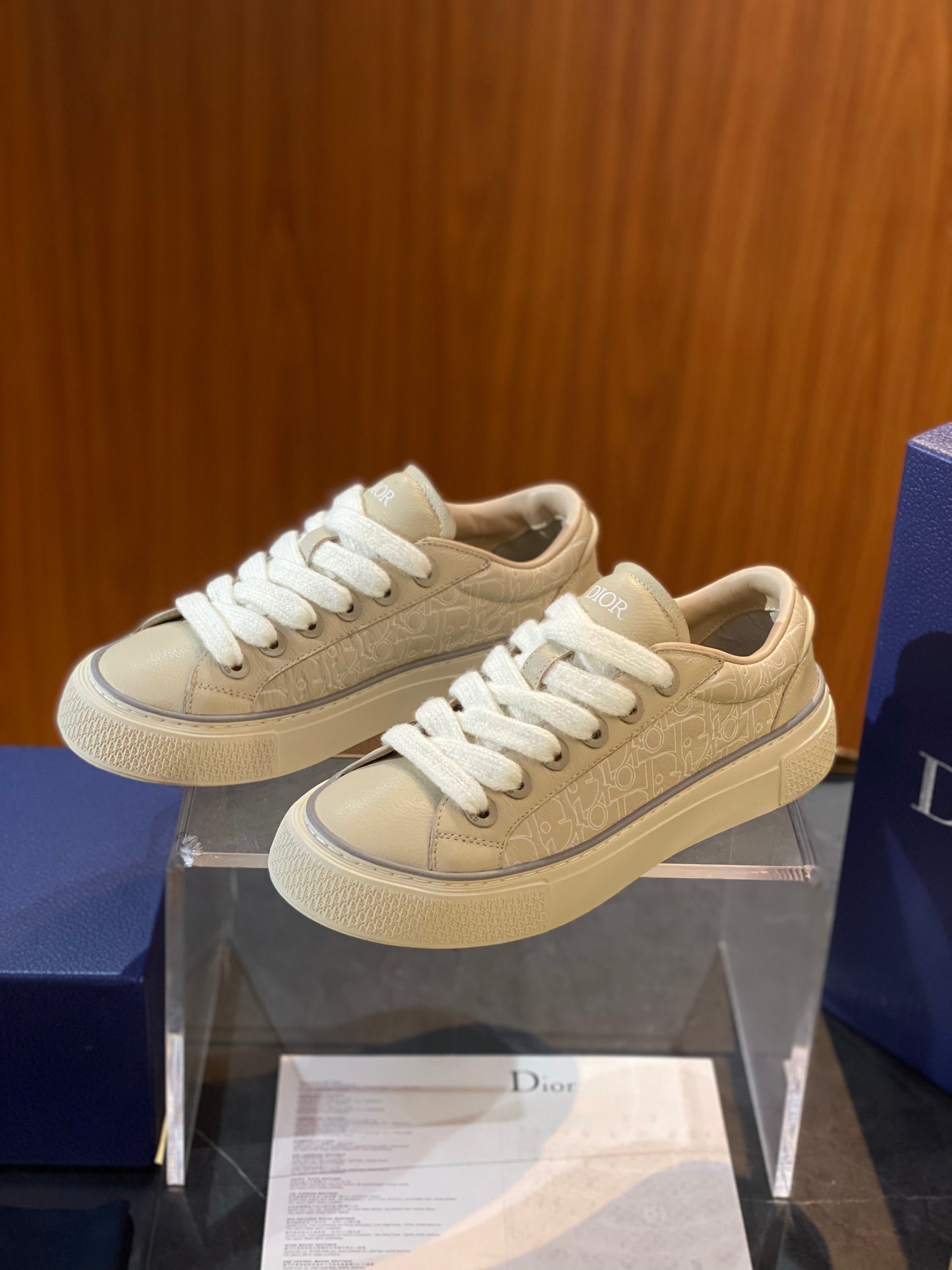 CD B33 SNEAKER