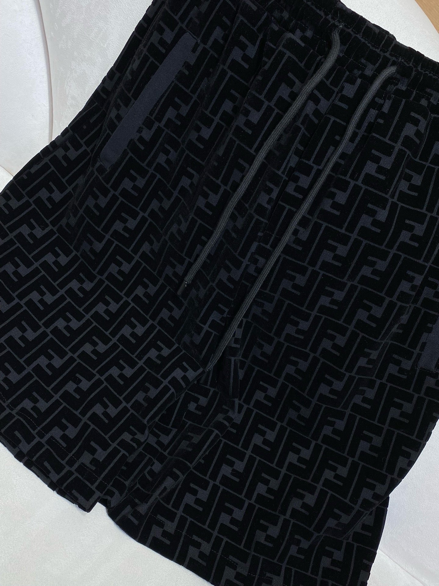 FEN SHORTS