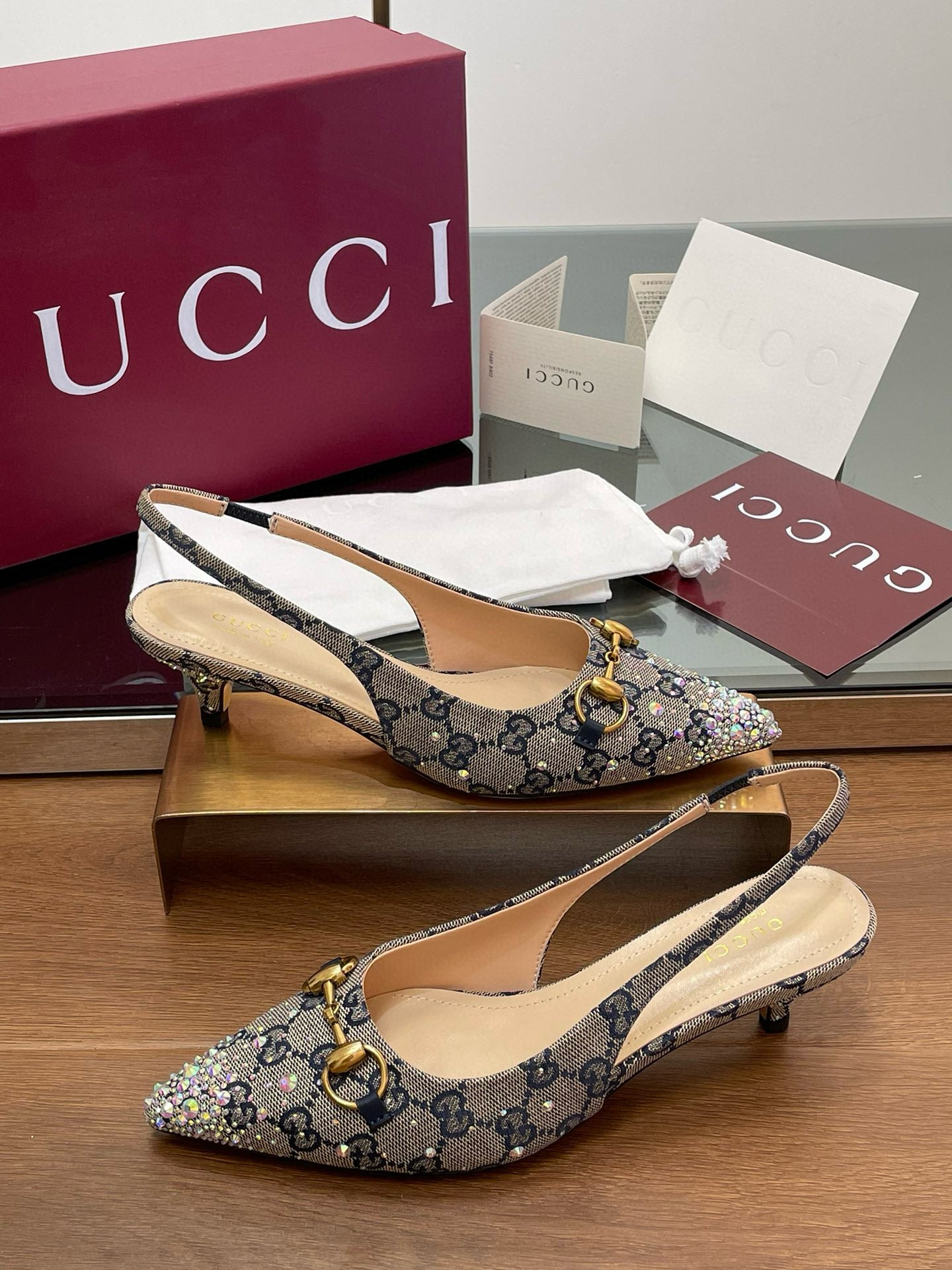 GG HEELS