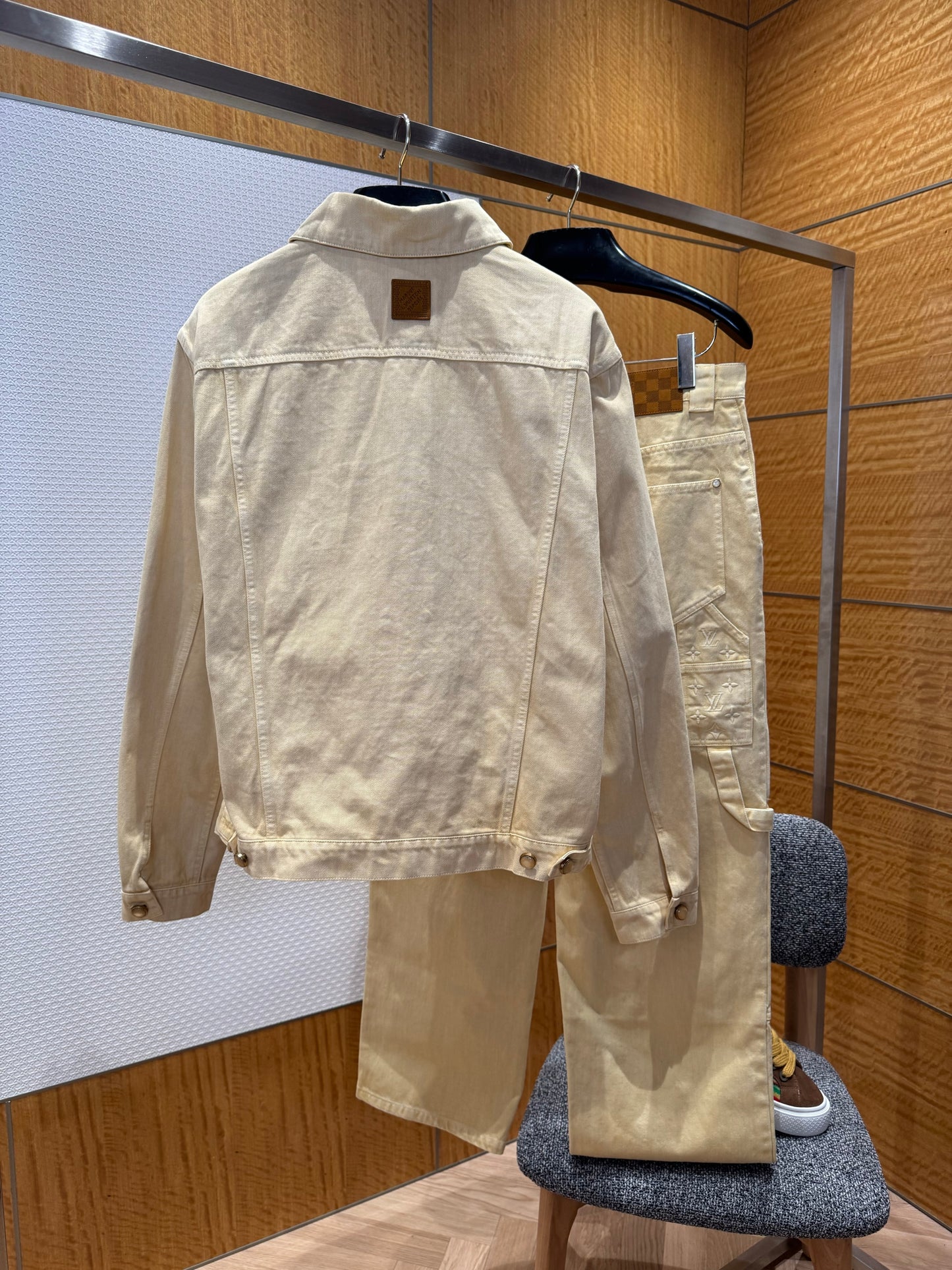 LOU DENIM JACKET