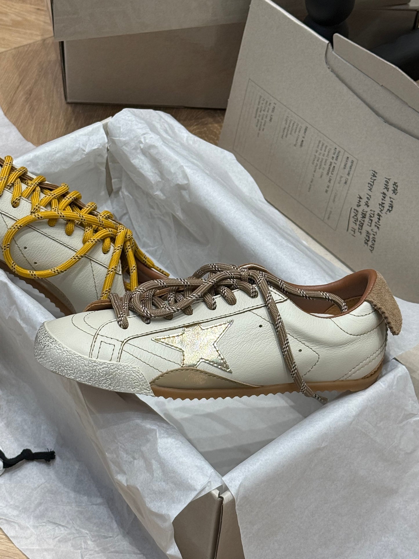 GOLDEN G TRAINERS