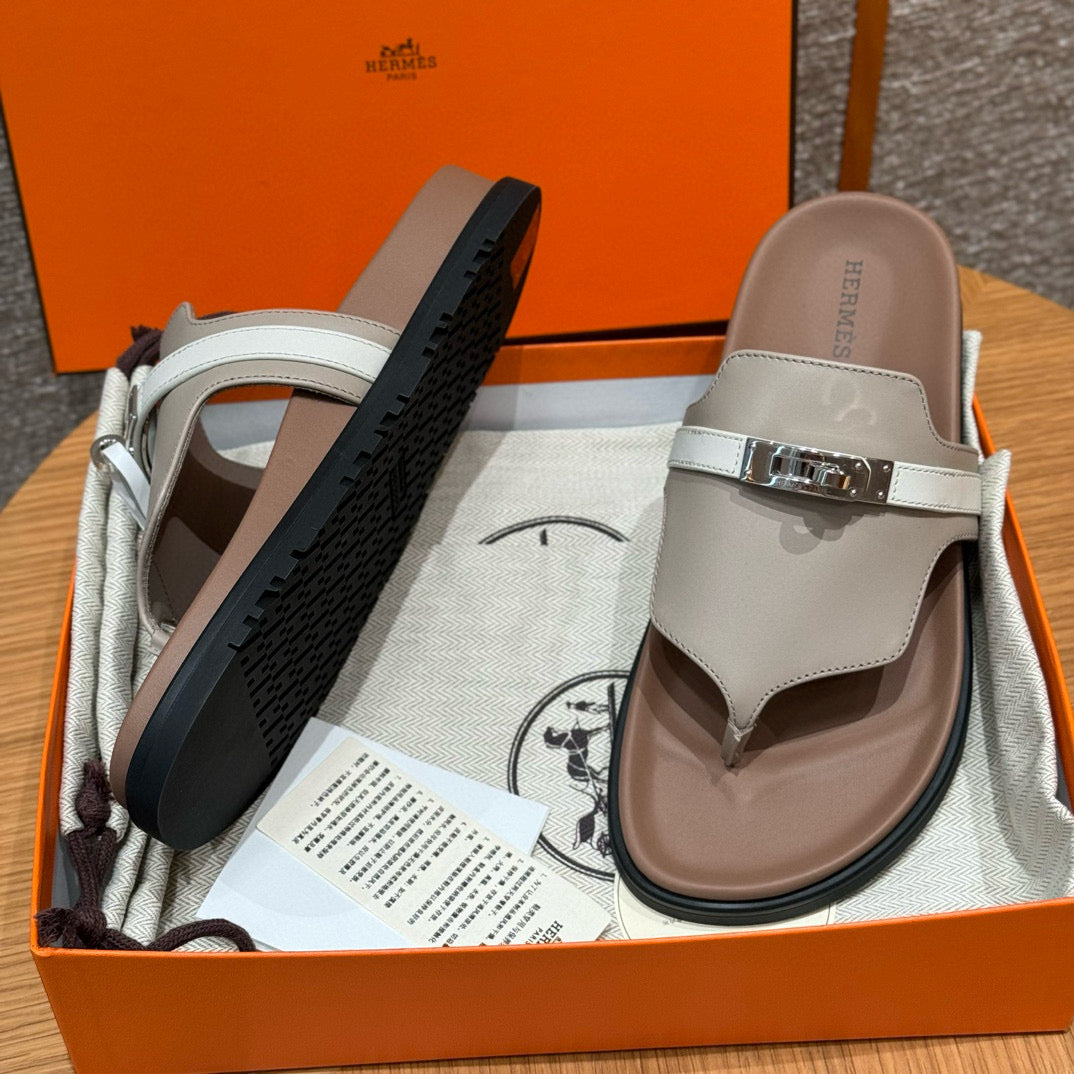 HERM EMPIRE SANDALS